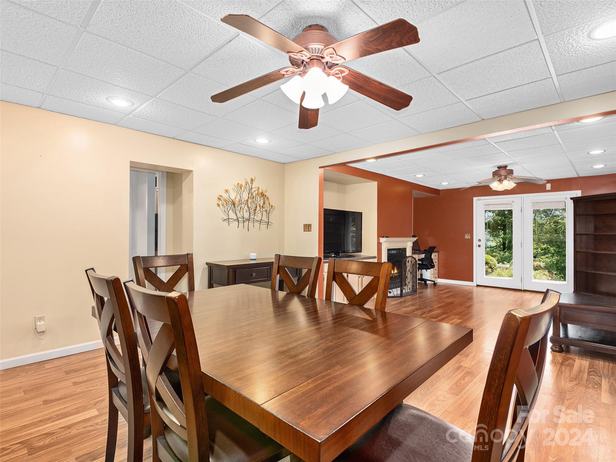 Mountain Oaks - Residential
