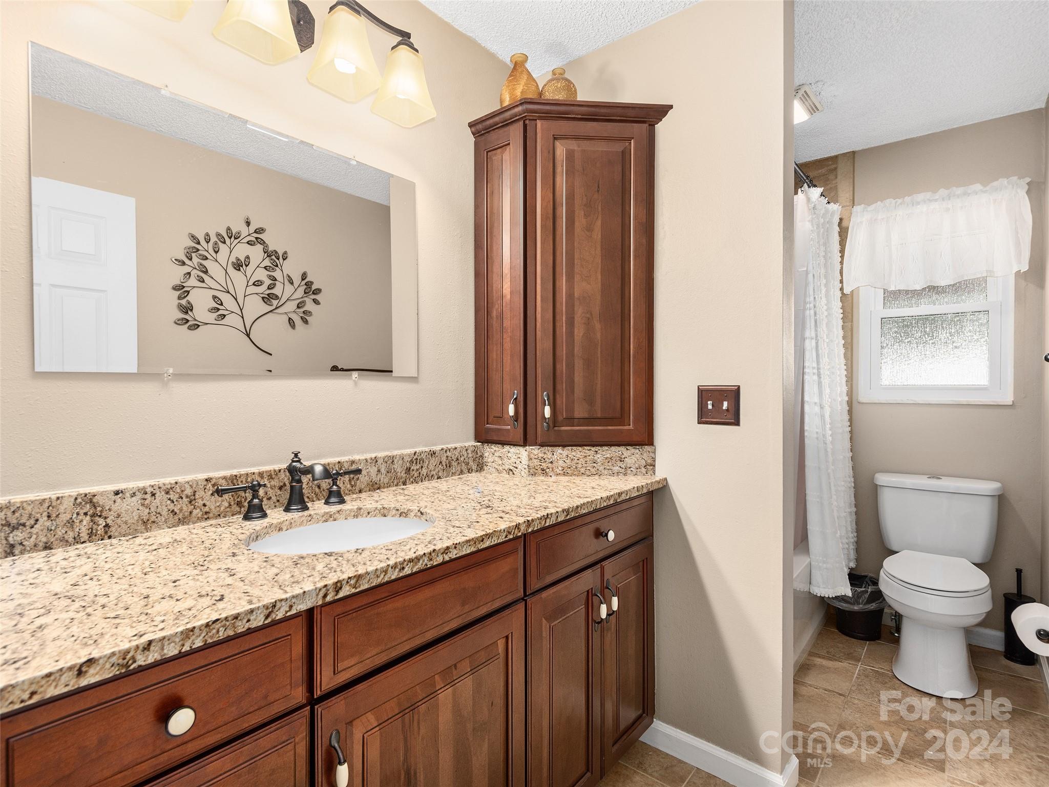Mountain Oaks - Residential