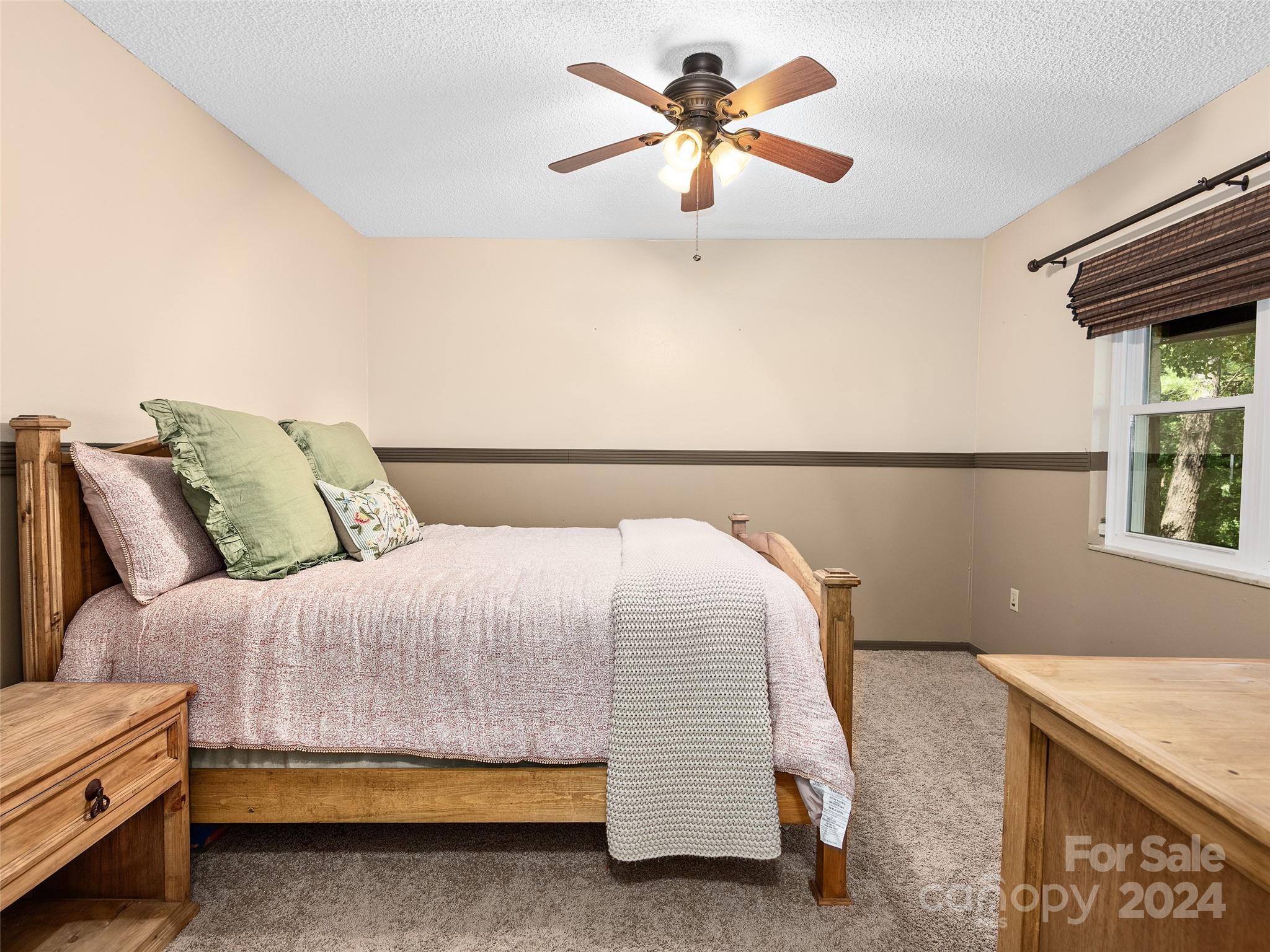 Mountain Oaks - Residential