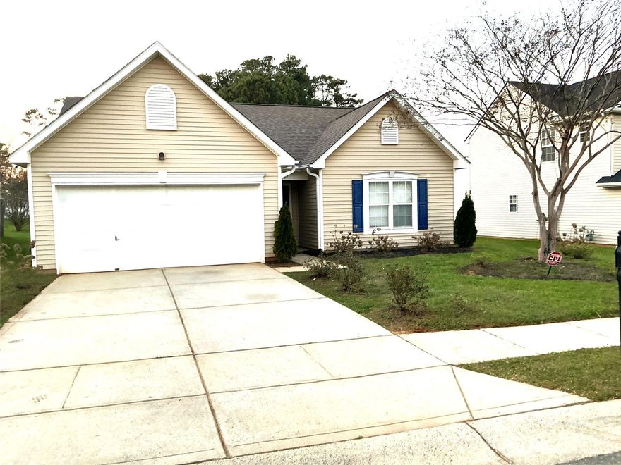 Welcome to this lovely three-bedroom, two-bathroom home in one of Charlotte's well-established neighborhoods. Enter a light-filled great room that seamlessly connects to the kitchen and breakfast area, making it the ideal spot for daily living and entertaining. Enjoy a huge backyard, ideal for gatherings, play, gardening, or simply relaxing on the patio after a long day. Conveniently located minutes from Uptown Charlotte, with quick access to gas stations, shopping, dining, and major highways, this home offers comfort, convenience, and community all in one.
Photos coming soon