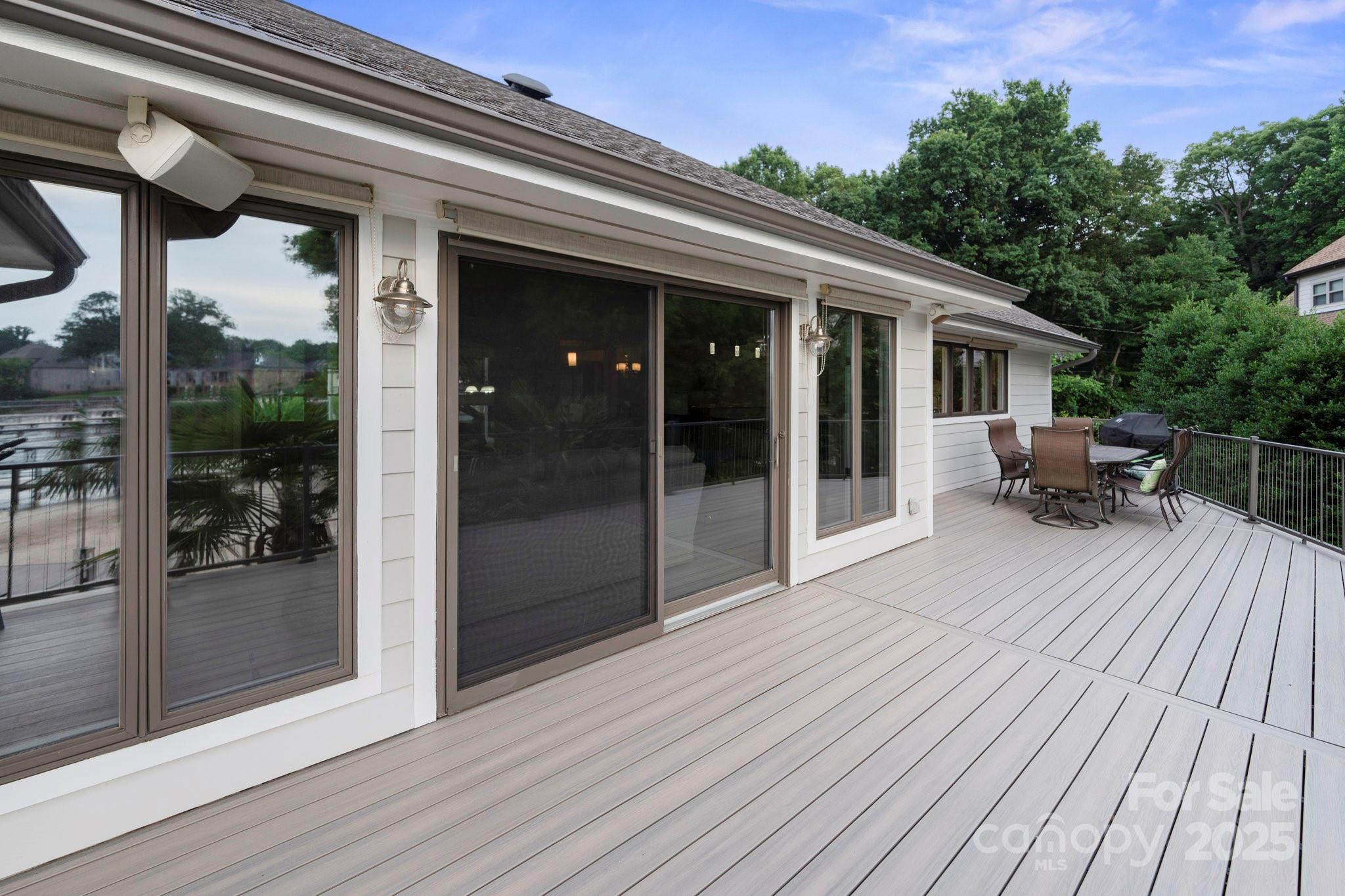 Country Club Shores - Residential