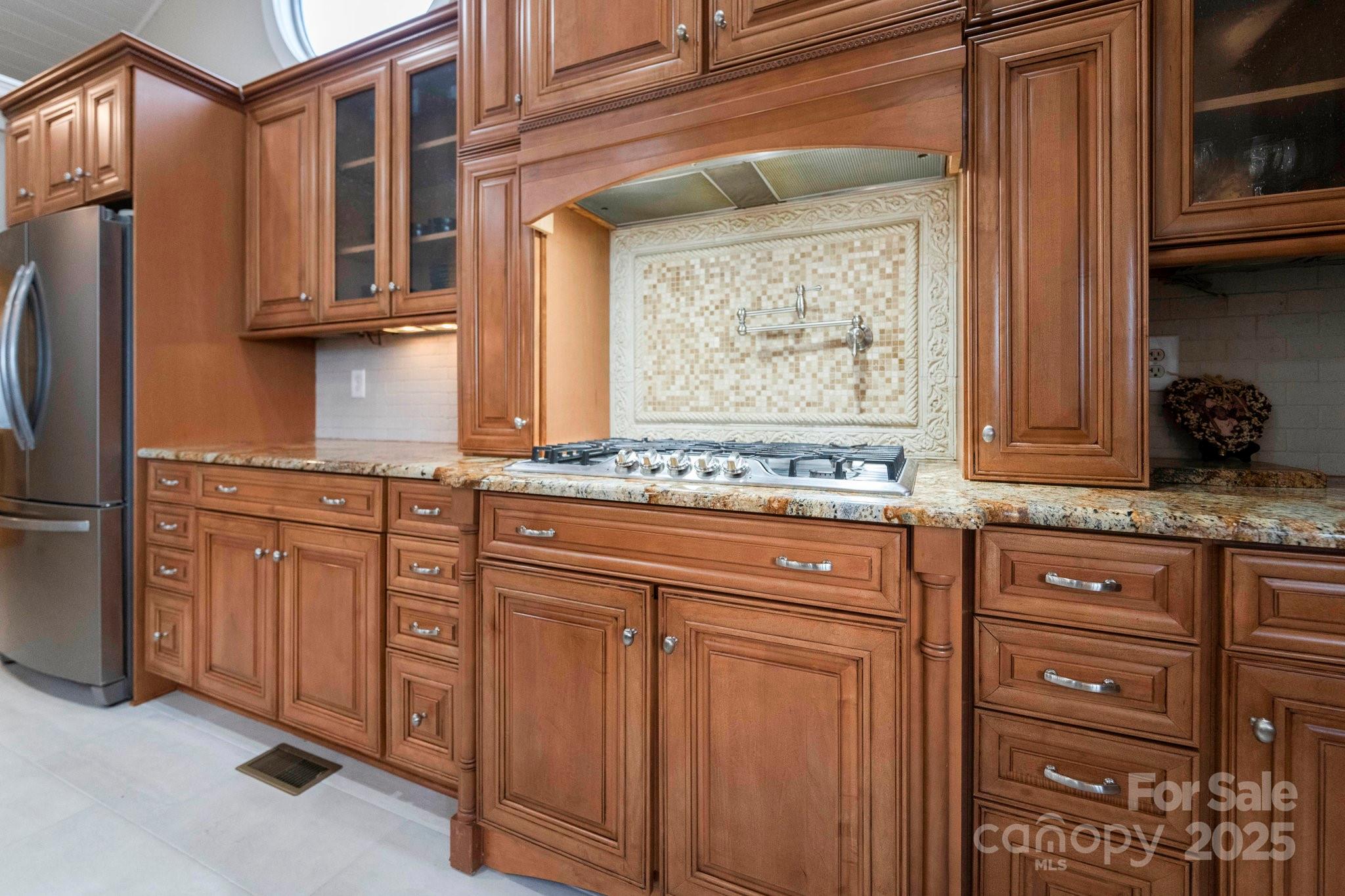 Country Club Shores - Residential