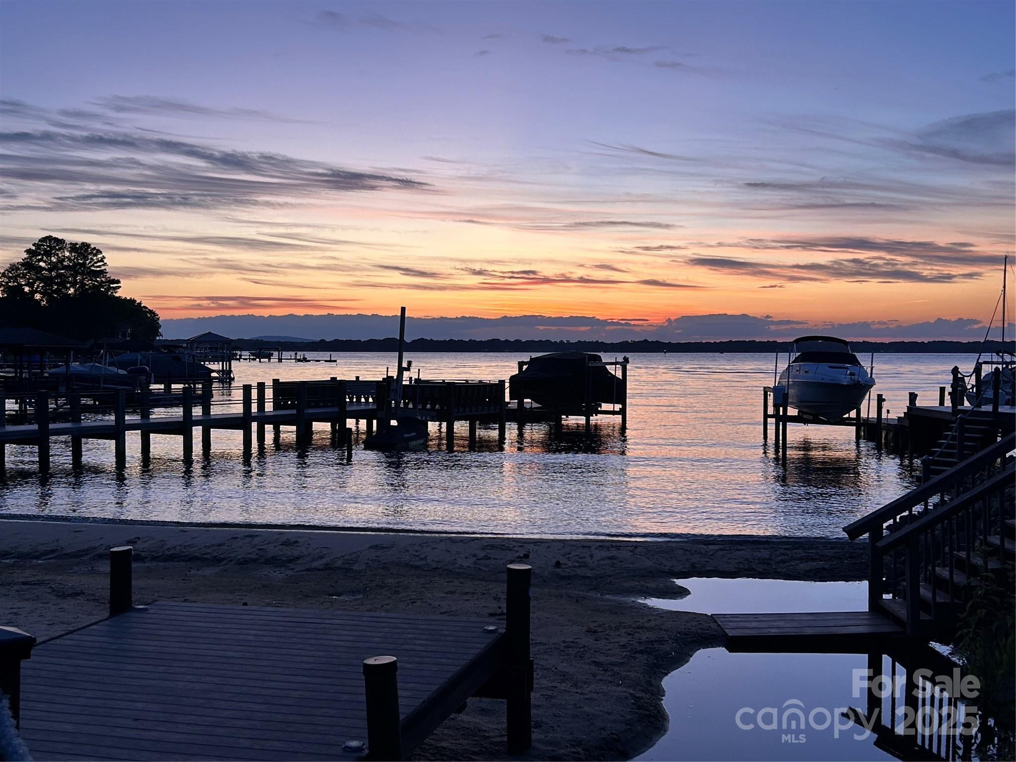 Country Club Shores - Residential