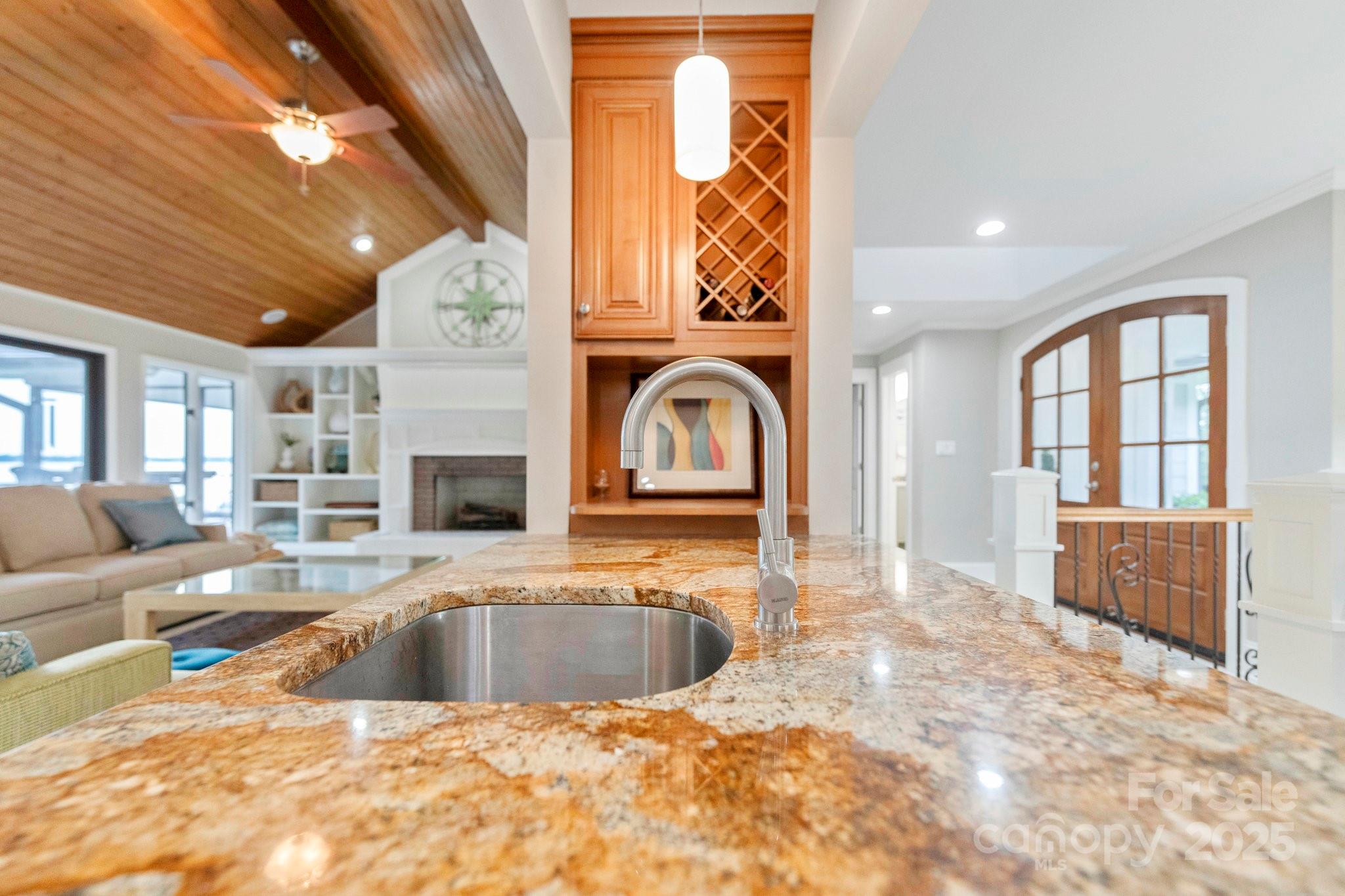 Country Club Shores - Residential