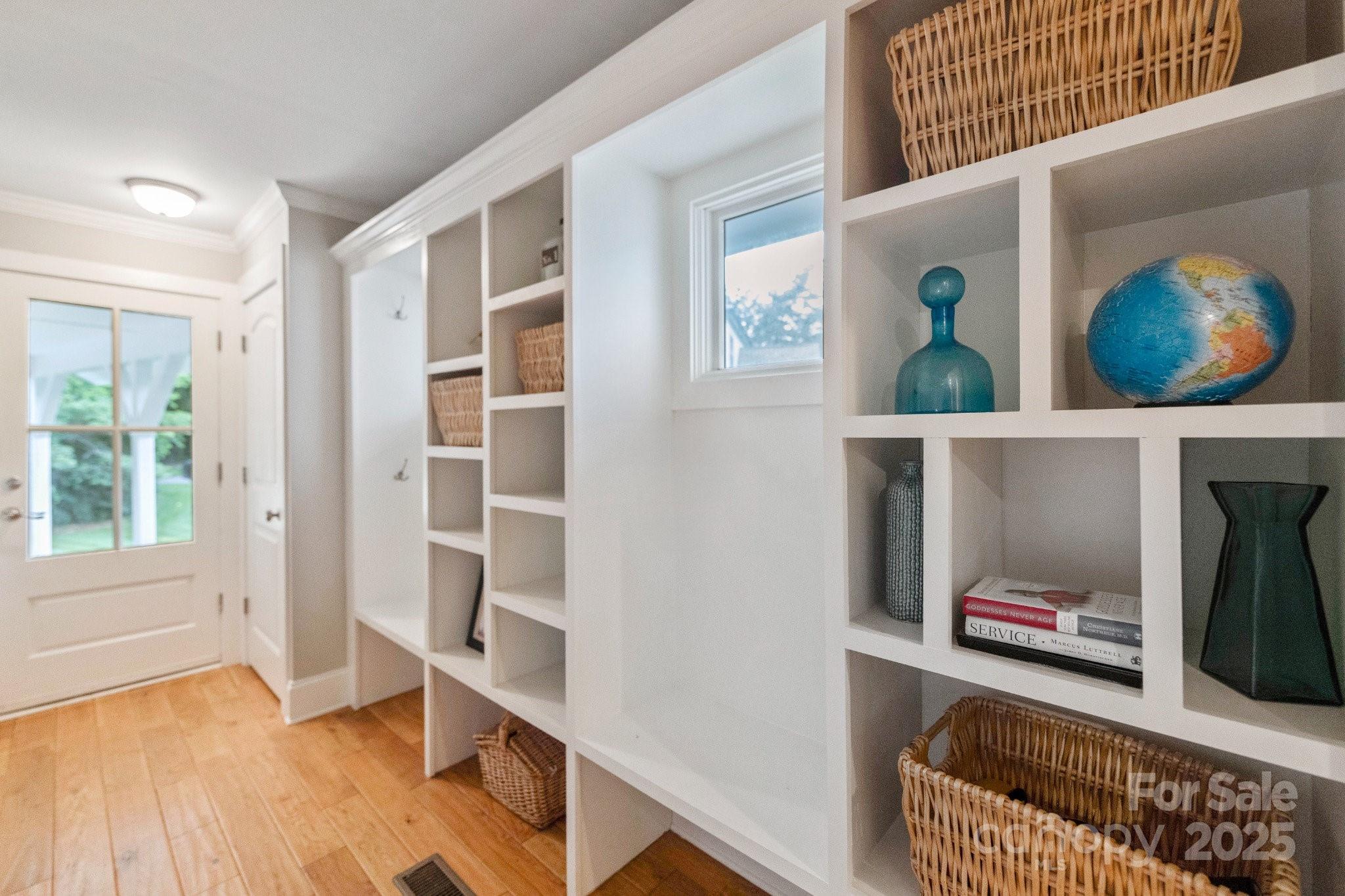 Country Club Shores - Residential