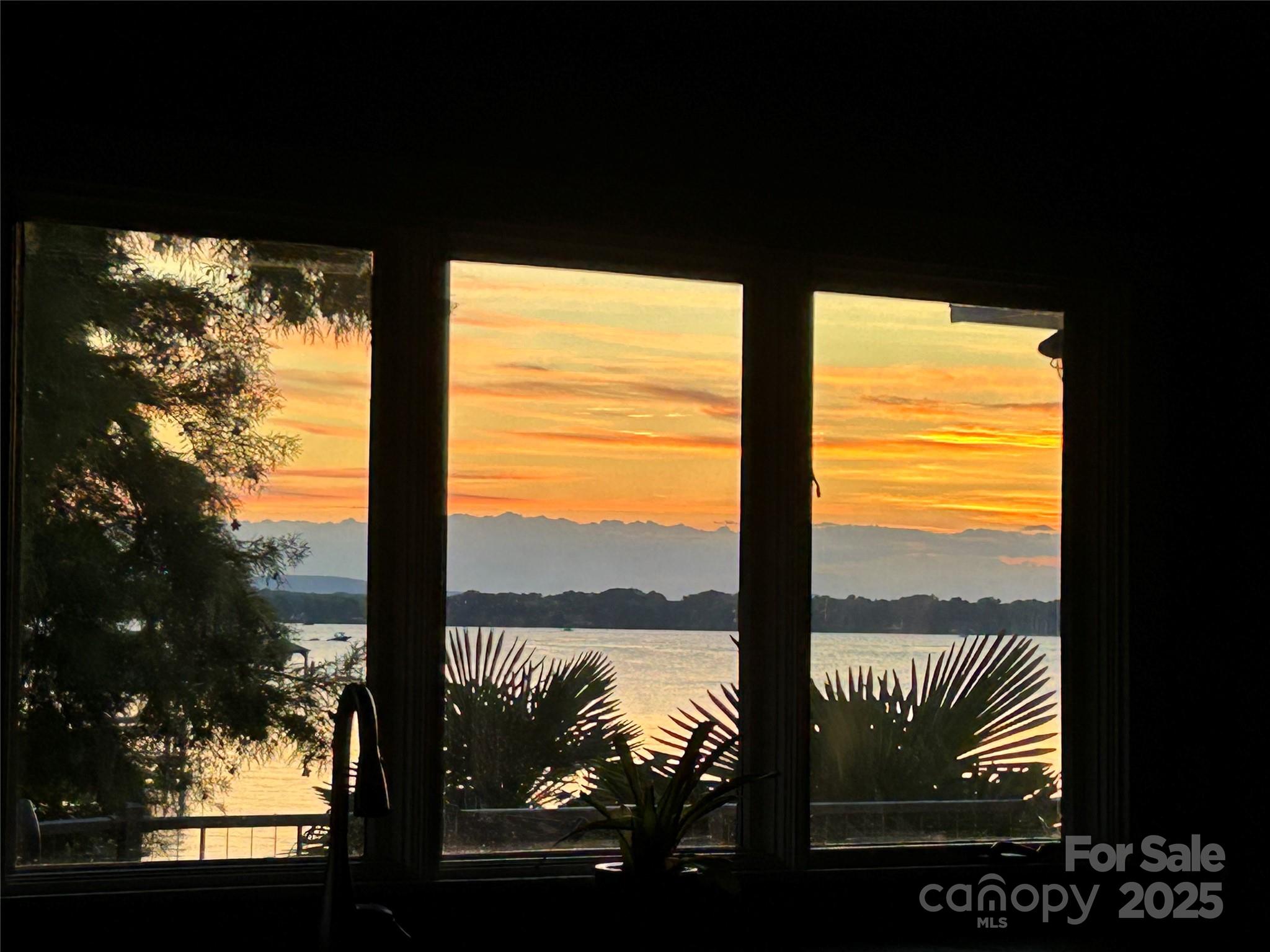 Country Club Shores - Residential