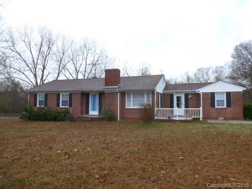 Make this all brick, 4BR, 2BA home all yours. Fresh paint, HW floors, updated kitchen with all appliances, new heat and air system, 3.5 acres with beautiful Pecan trees and Bradford Pear trees line the paved drive. Like new, don’t miss this one! Outbuildings are sold "AS IS".