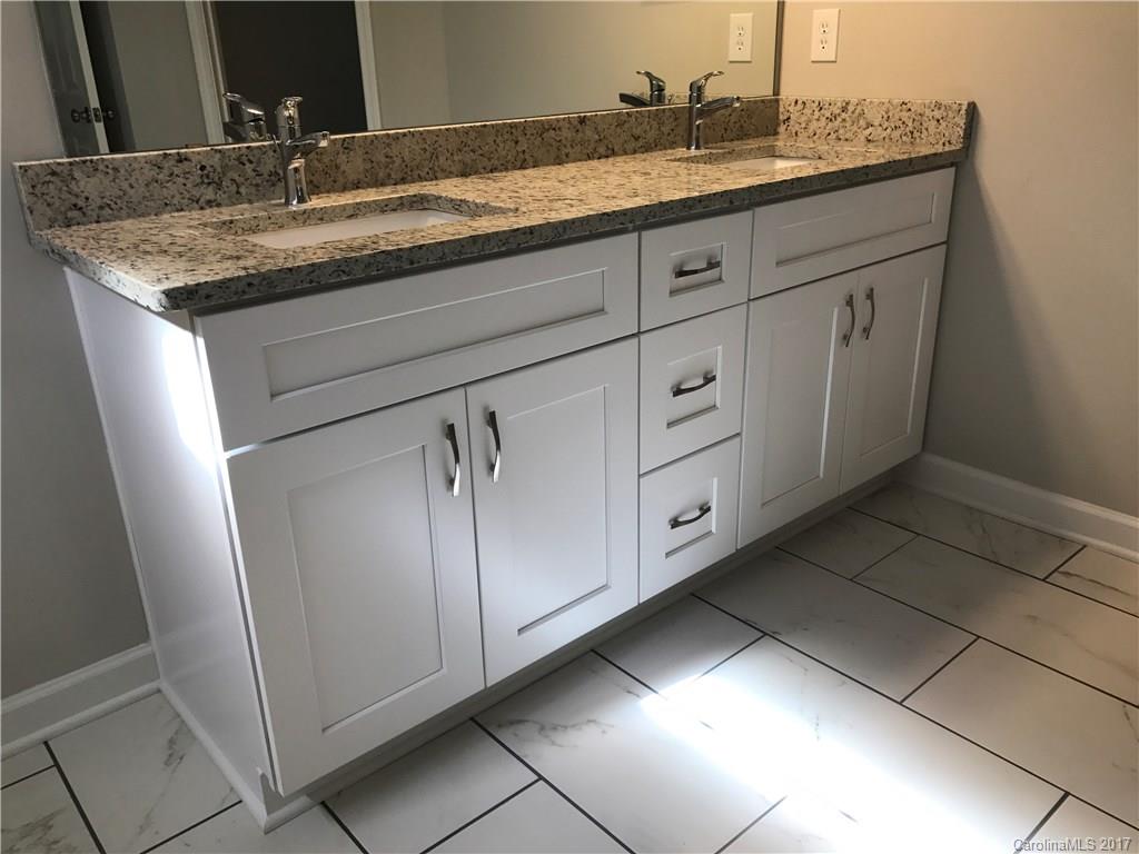 Brandon Oaks - Residential