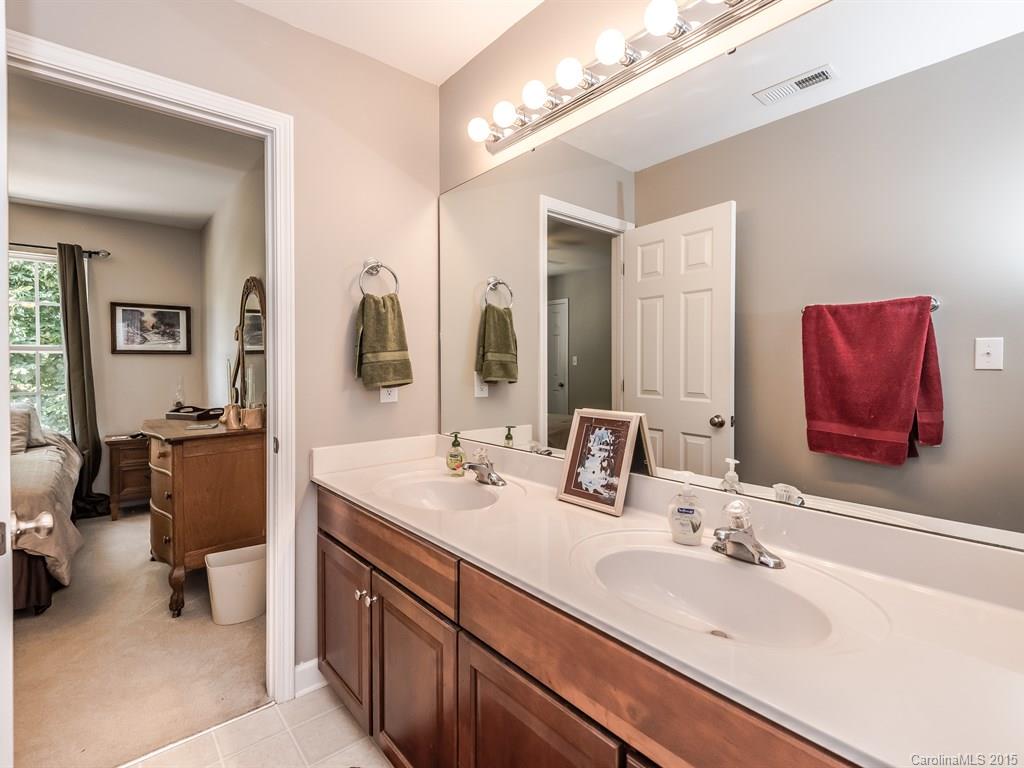 Lynnwood Farms - Residential