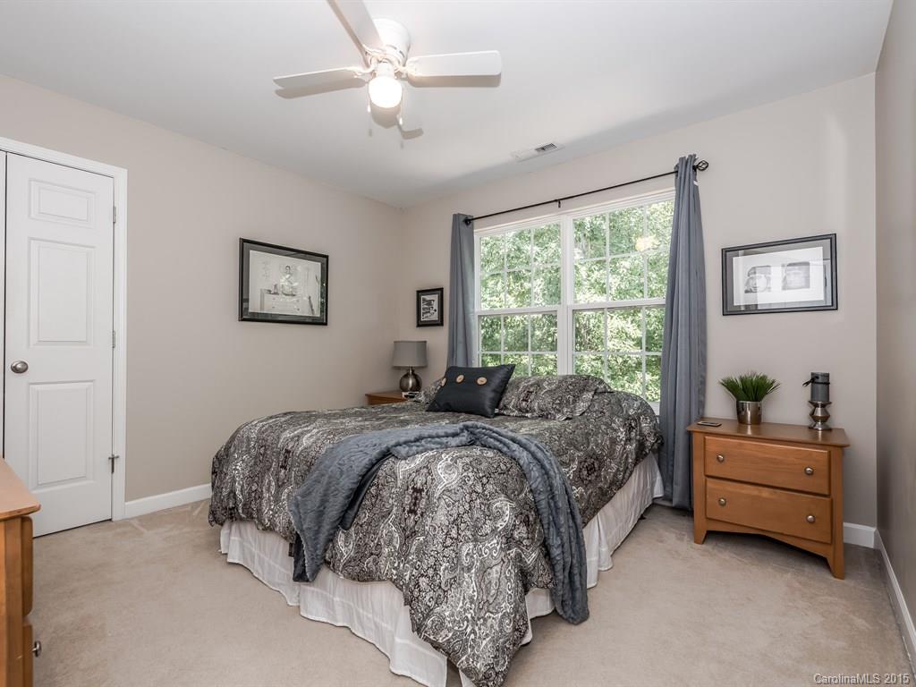 Lynnwood Farms - Residential