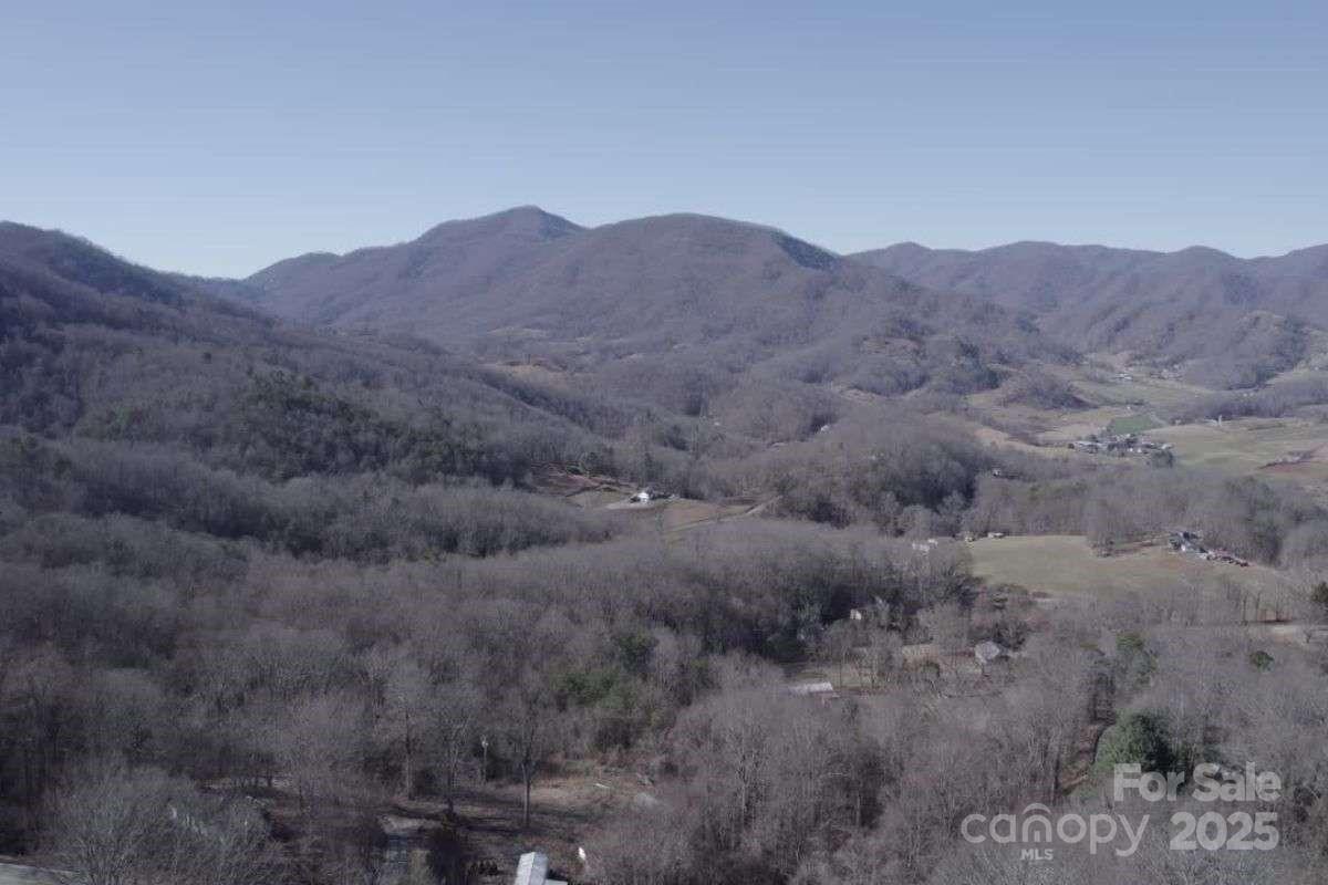 9999 Hookers Gap Road