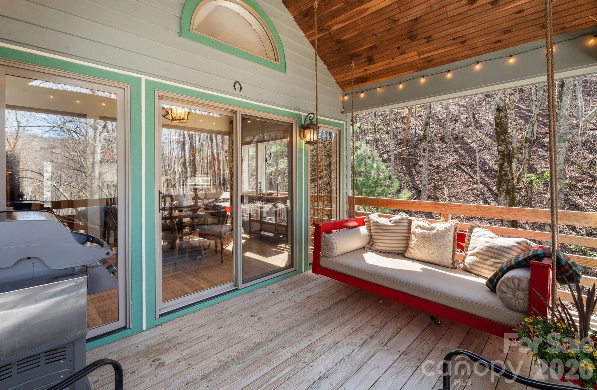 Yonahlossee - Residential