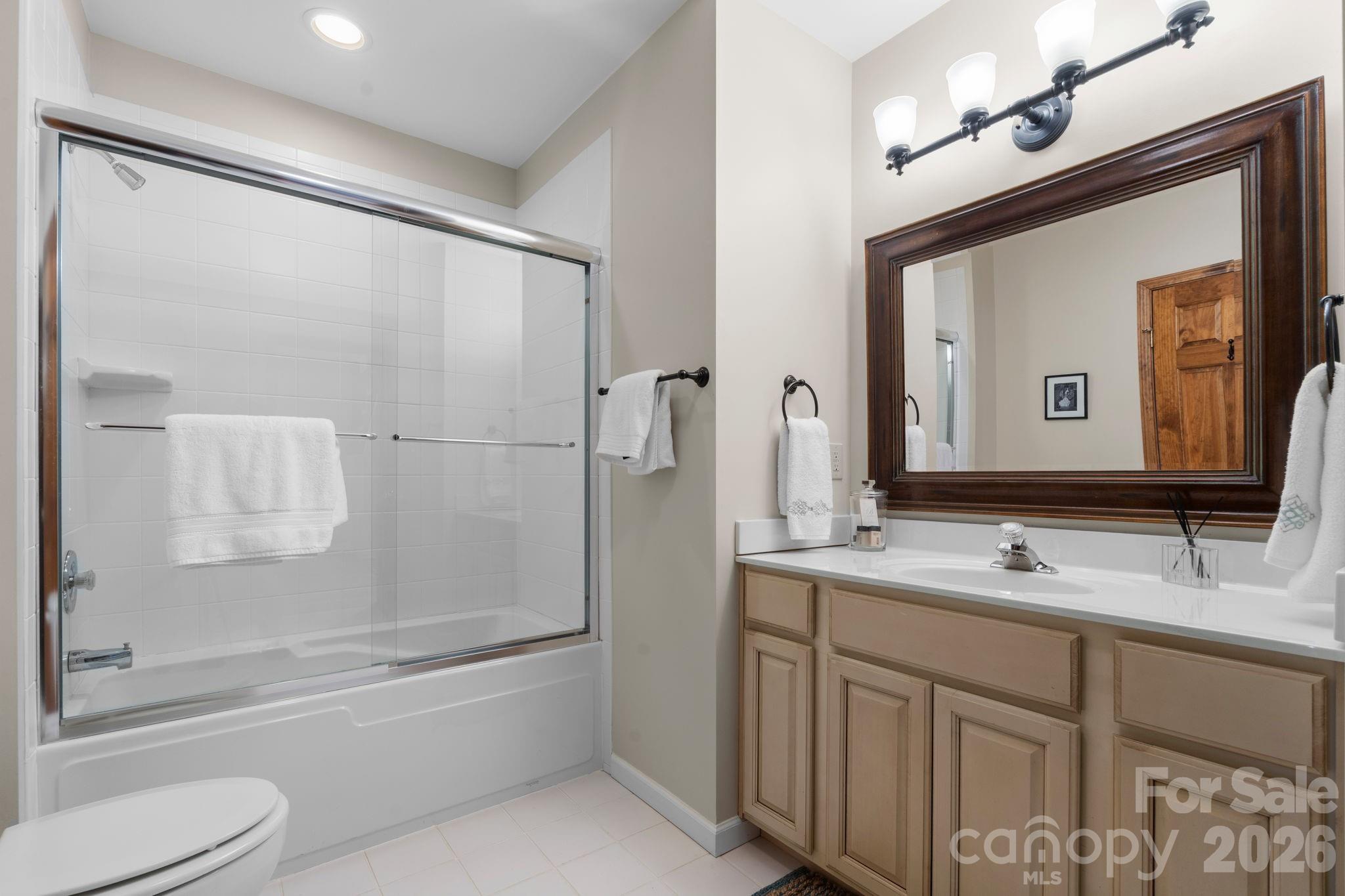 Yonahlossee - Residential