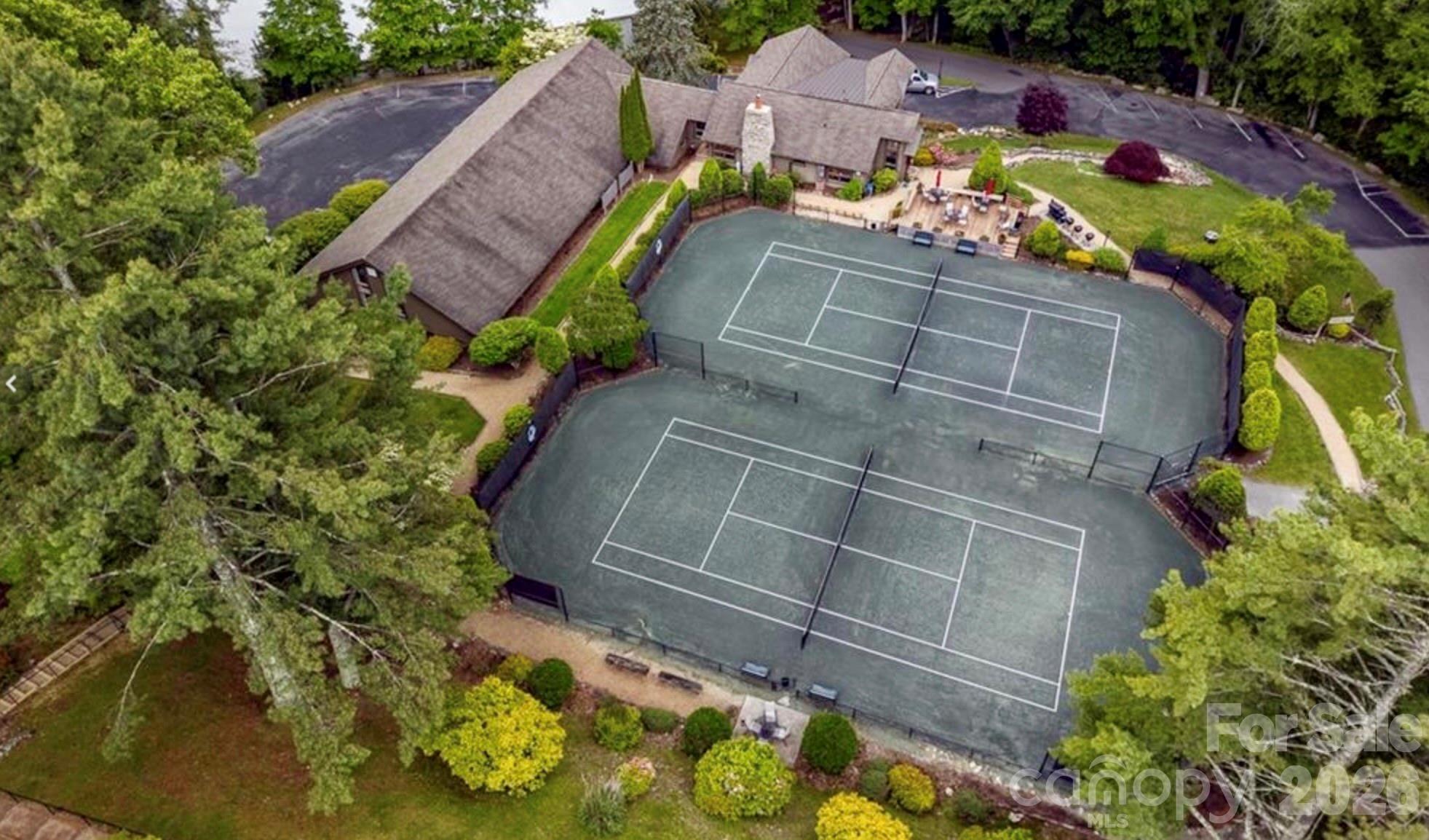 Yonahlossee - Residential