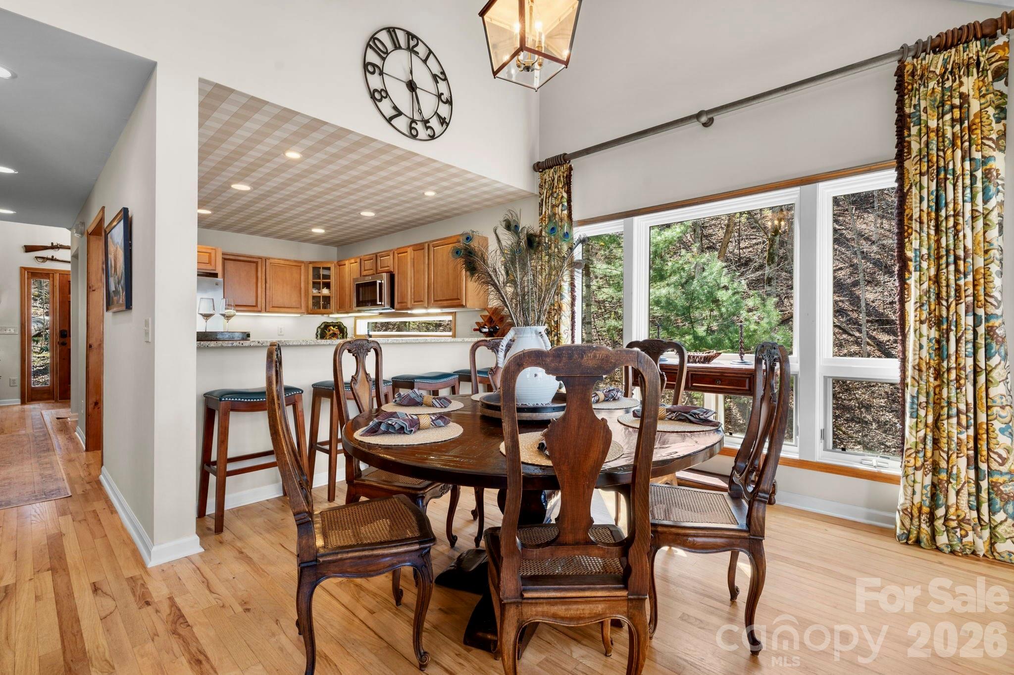 Yonahlossee - Residential