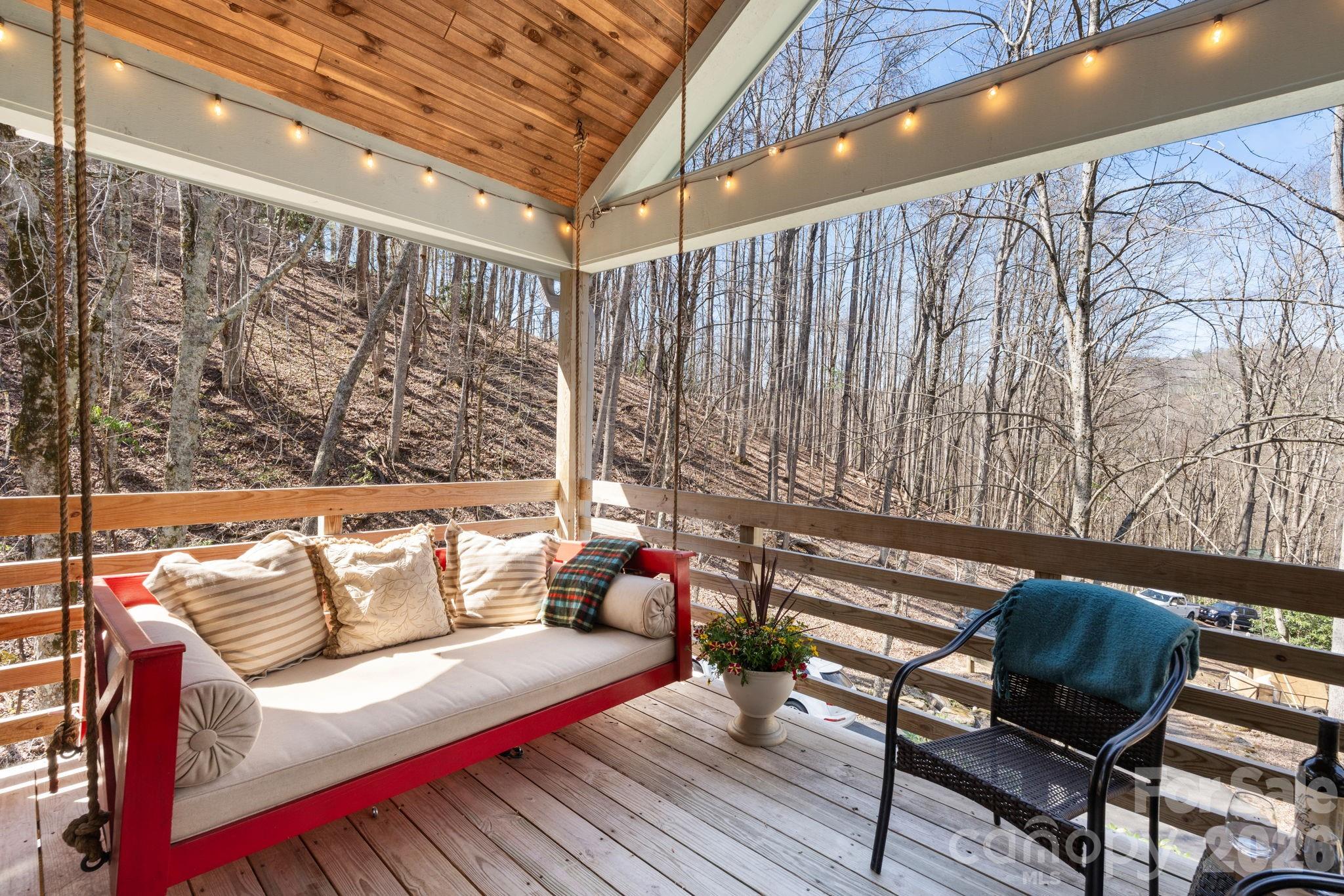 Yonahlossee - Residential