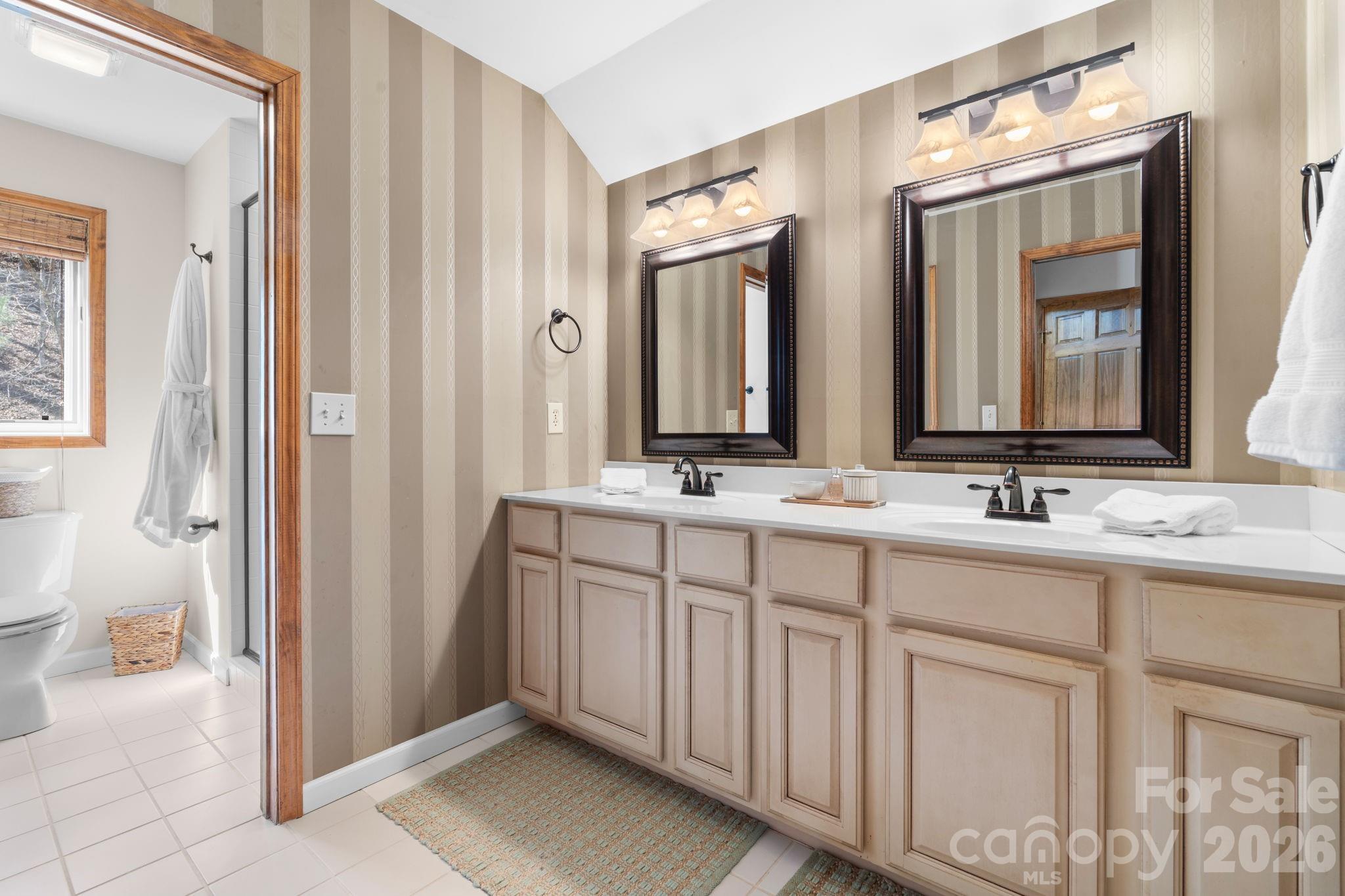 Yonahlossee - Residential