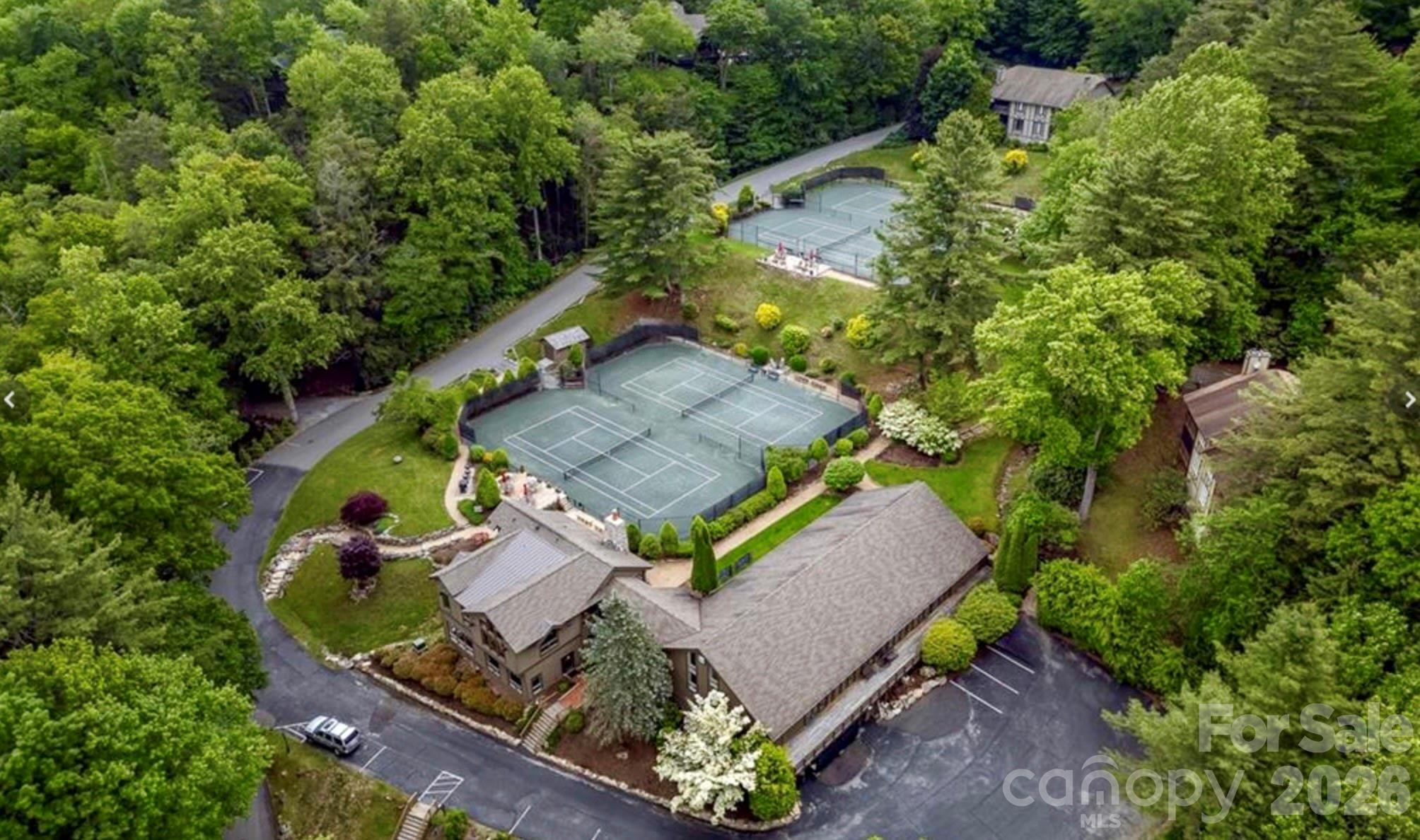 Yonahlossee - Residential