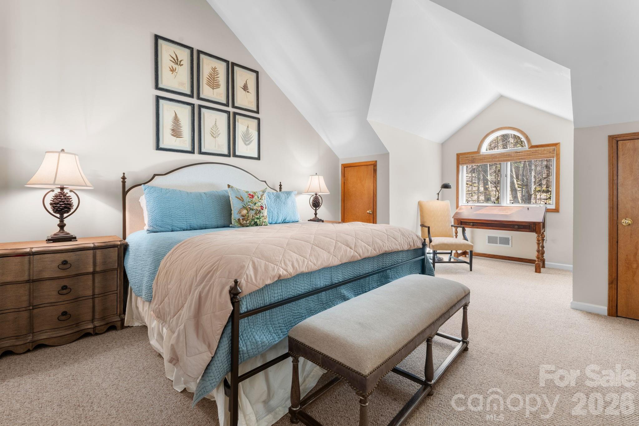 Yonahlossee - Residential