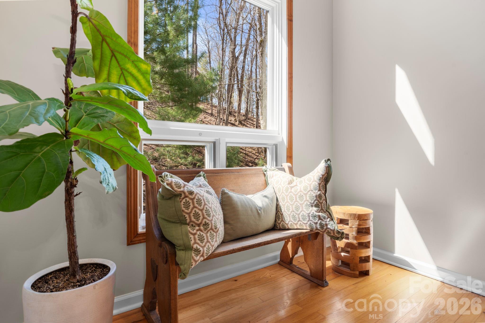 Yonahlossee - Residential