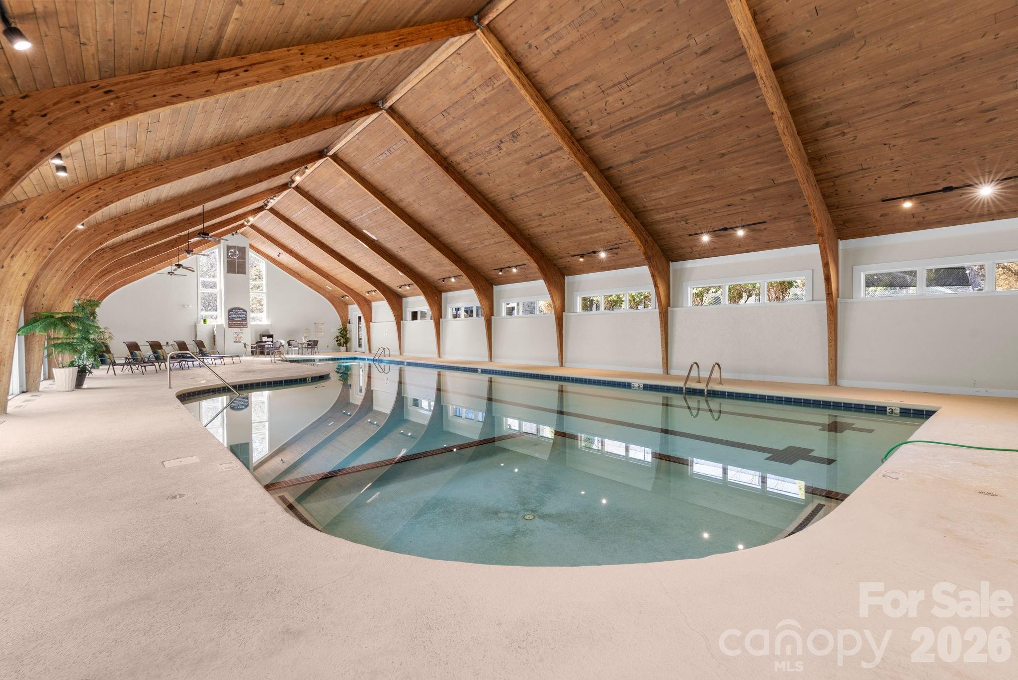 Yonahlossee - Residential