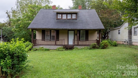 Photo of 1847 2nd Avenue SW, Hickory, NC 28602 (MLS # 4428691)
