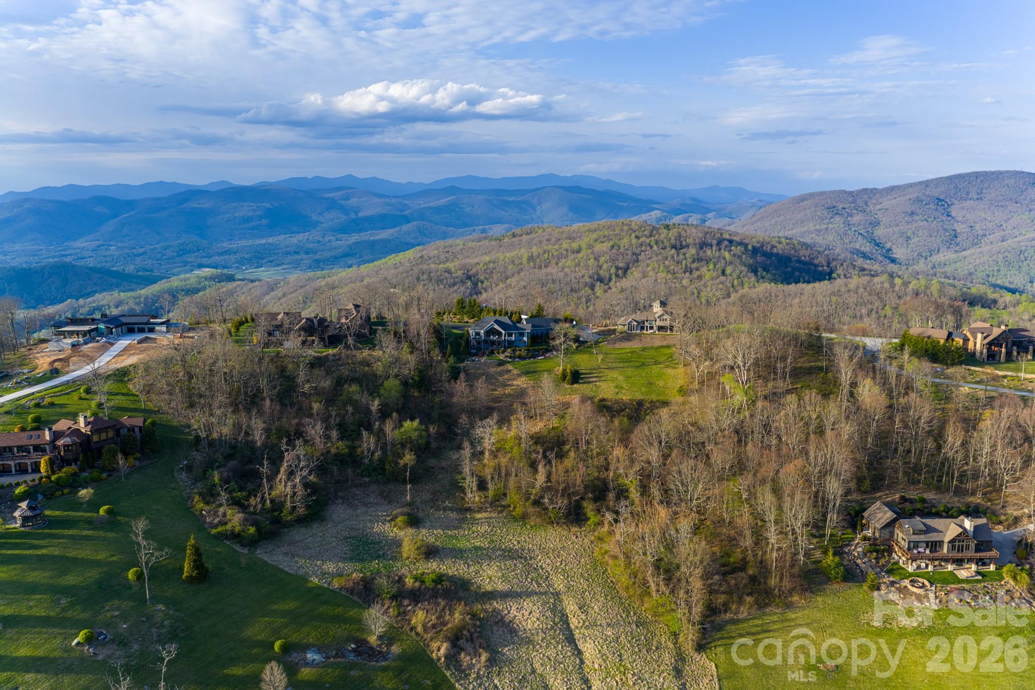 Grand Highlands at Bearwallow - Residential