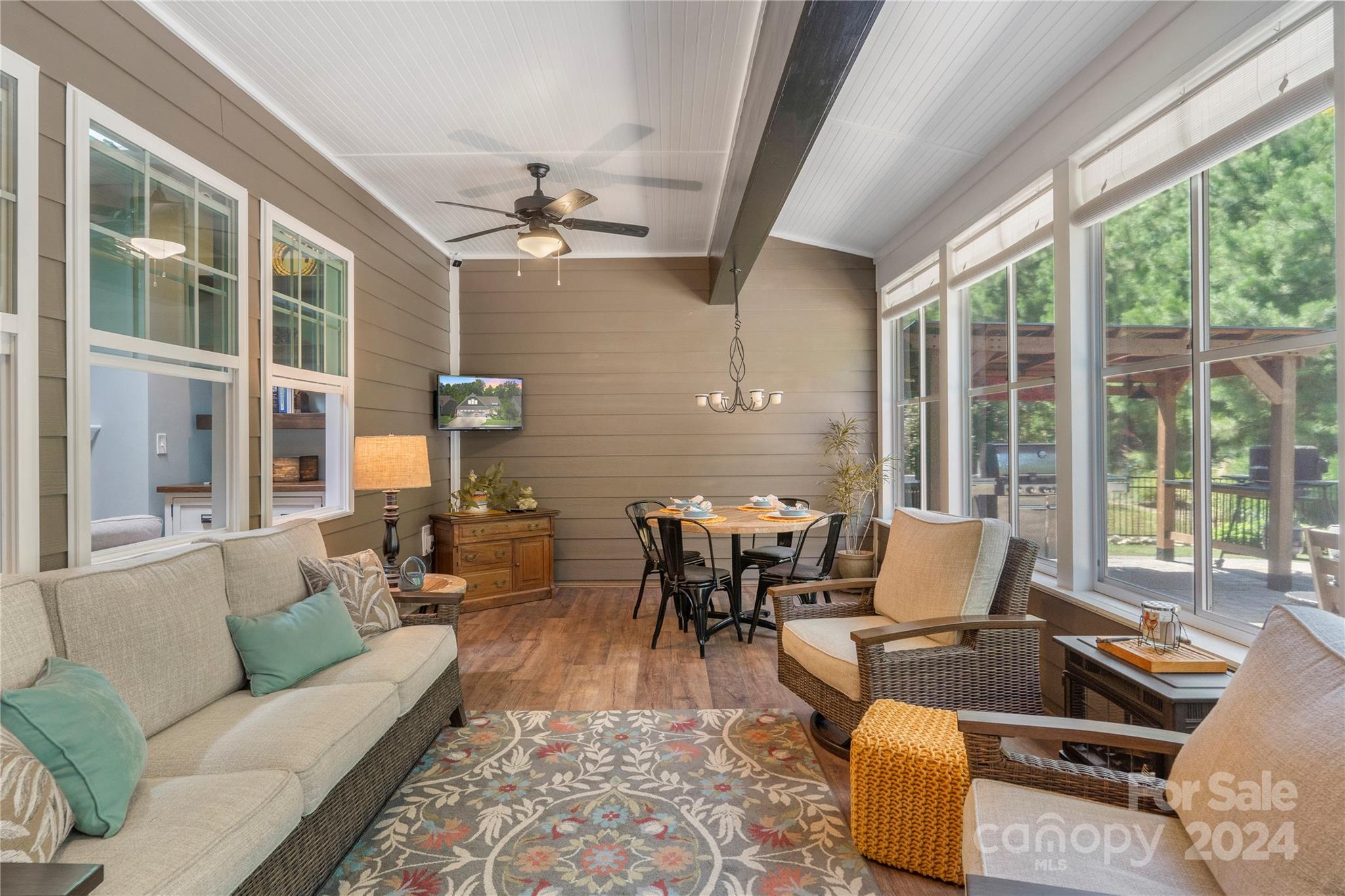 Tree Tops - Residential