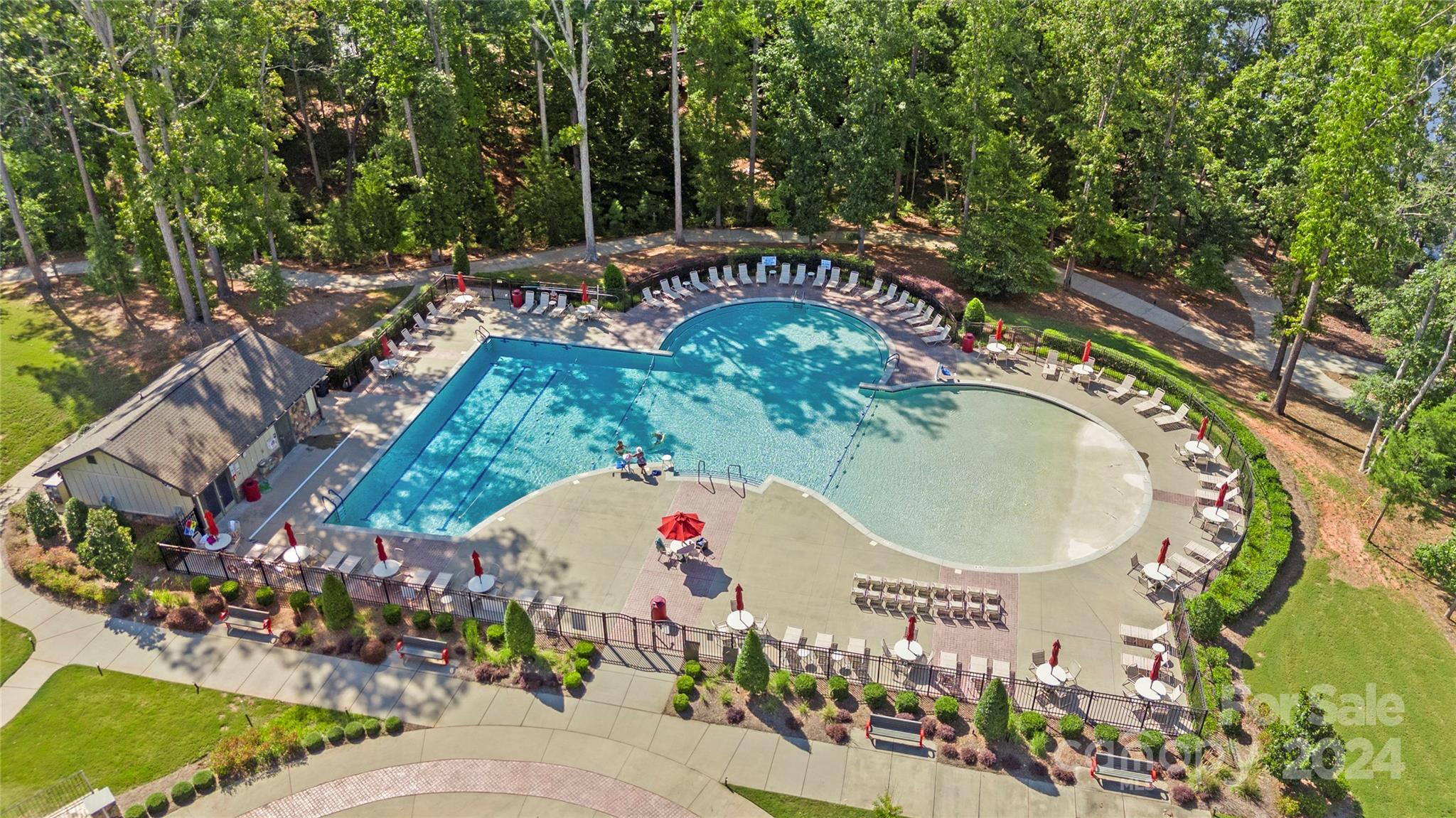 Tree Tops - Residential