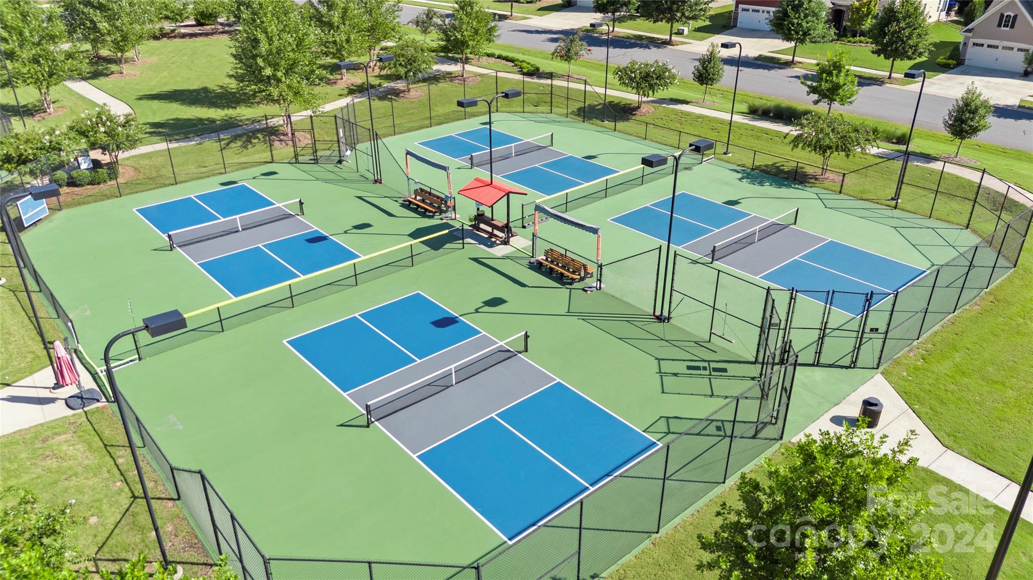 Tree Tops - Residential