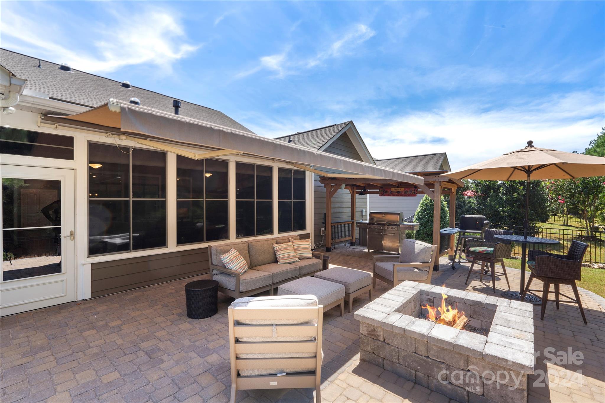 Tree Tops - Residential