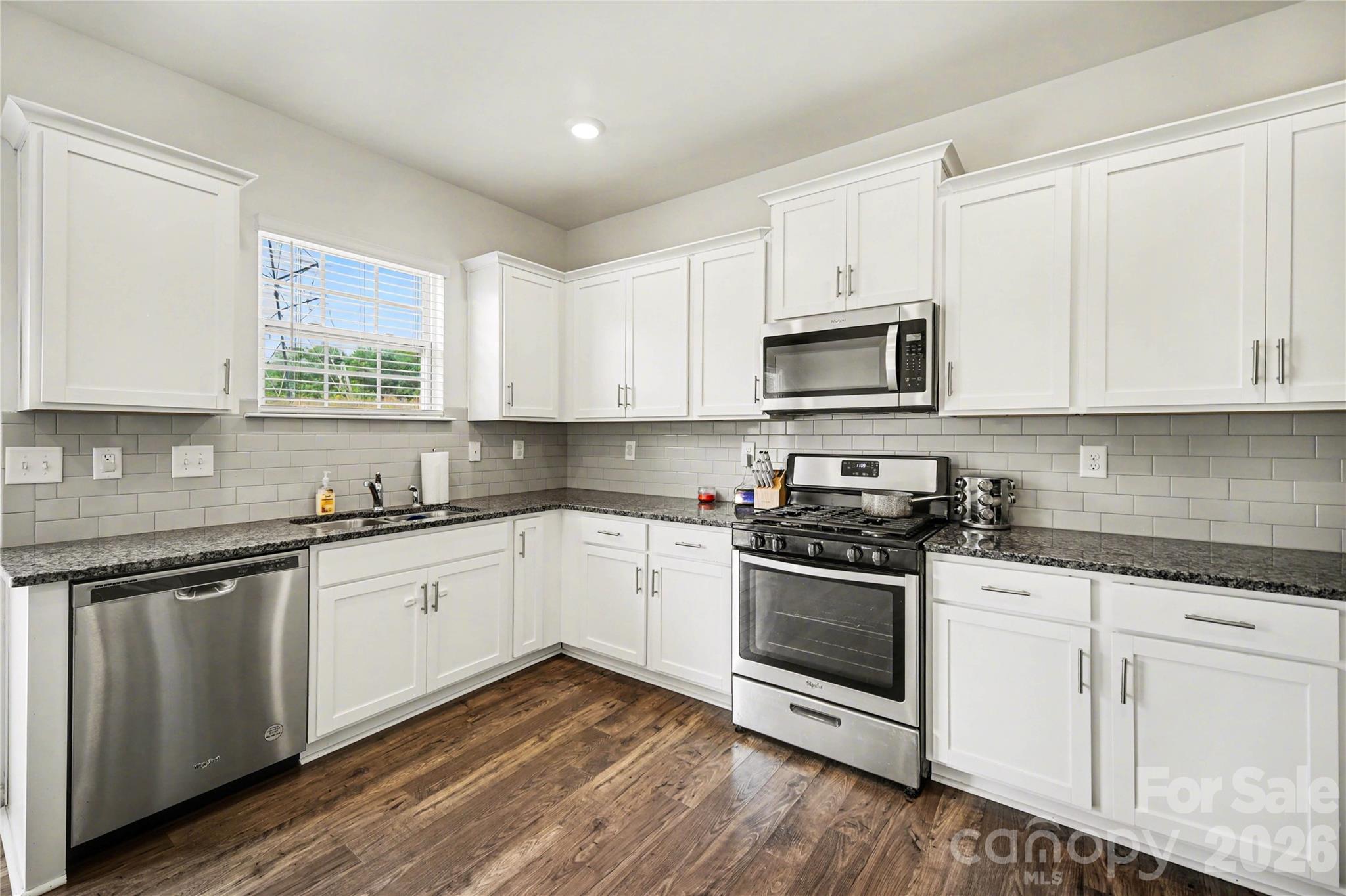 Sutton Farms - Residential