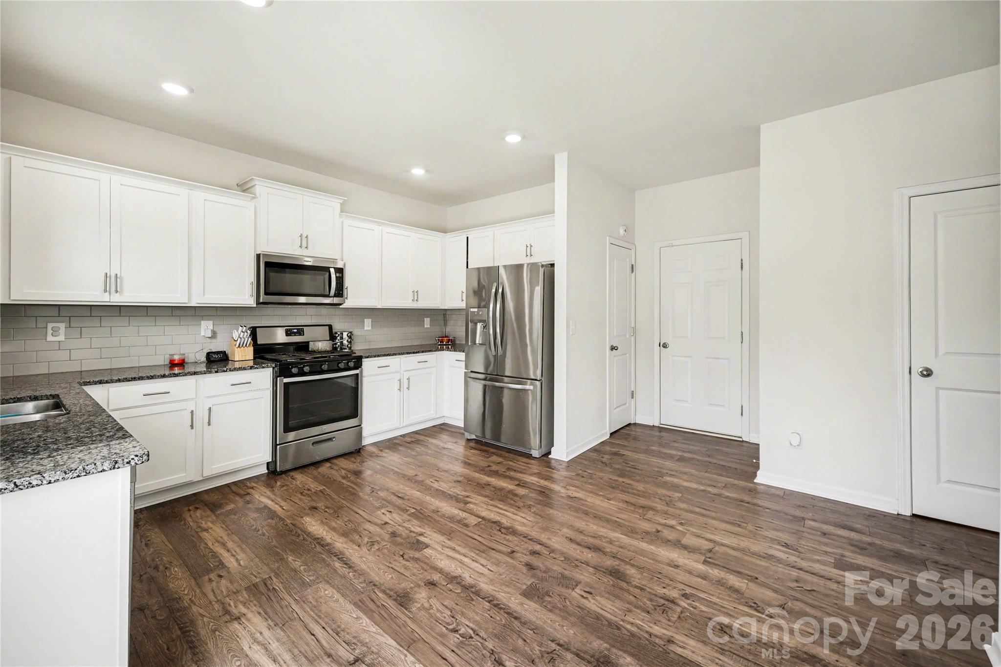 Sutton Farms - Residential