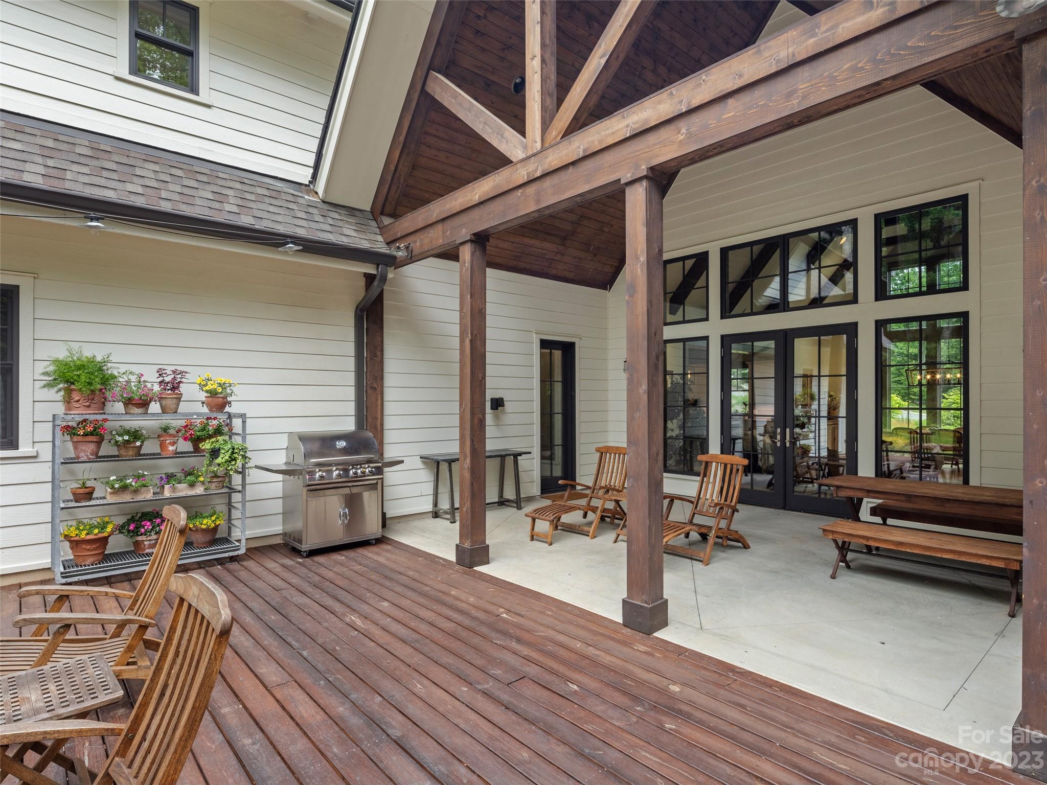 Poplar Ridge - Residential