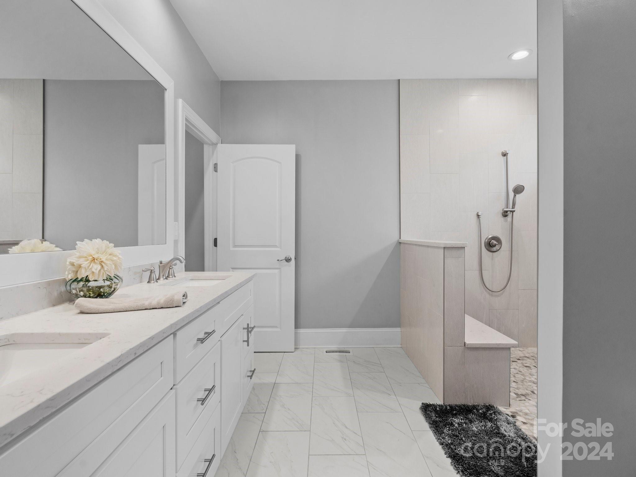 Henrys Glen - Residential