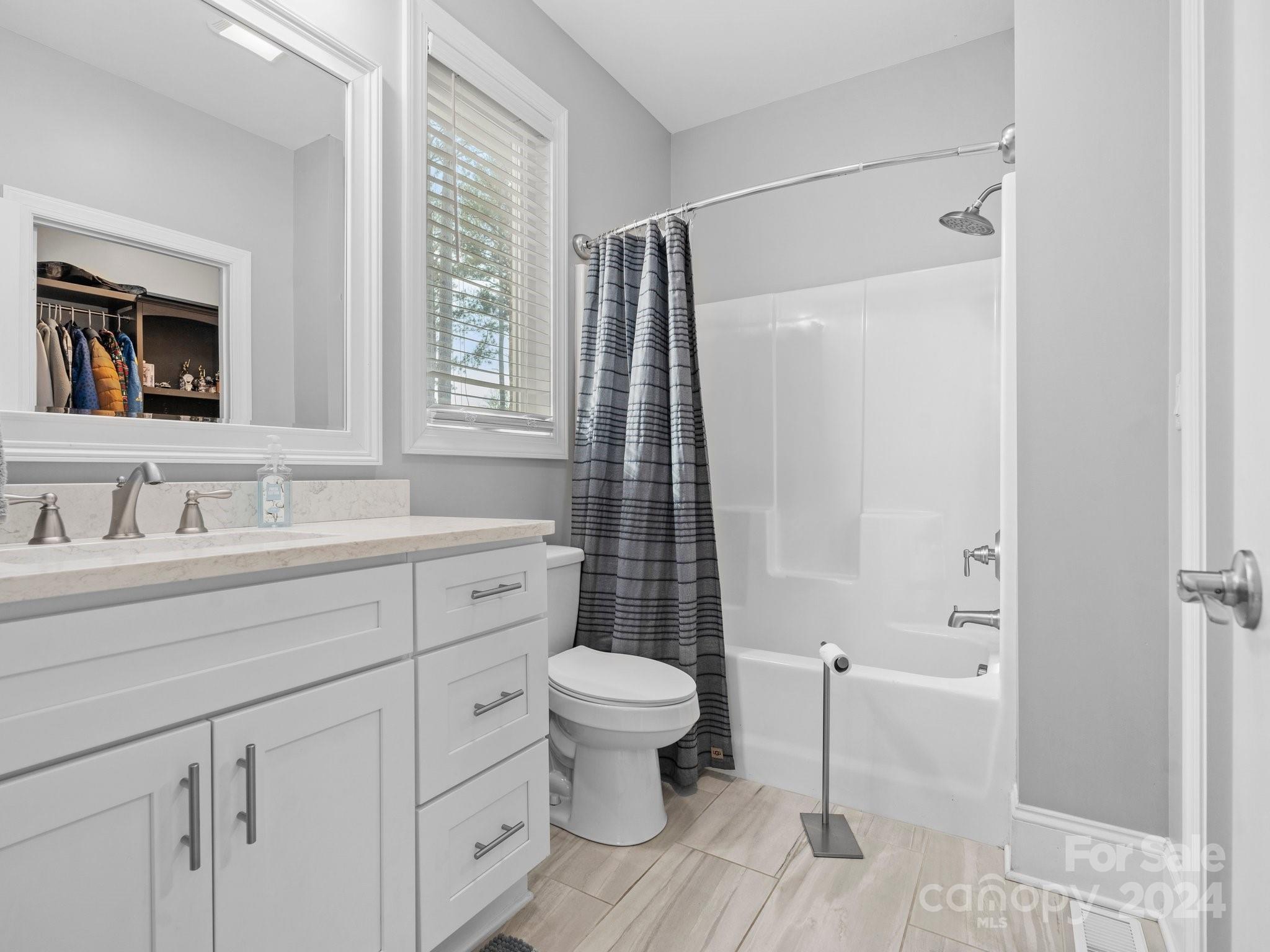 Henrys Glen - Residential