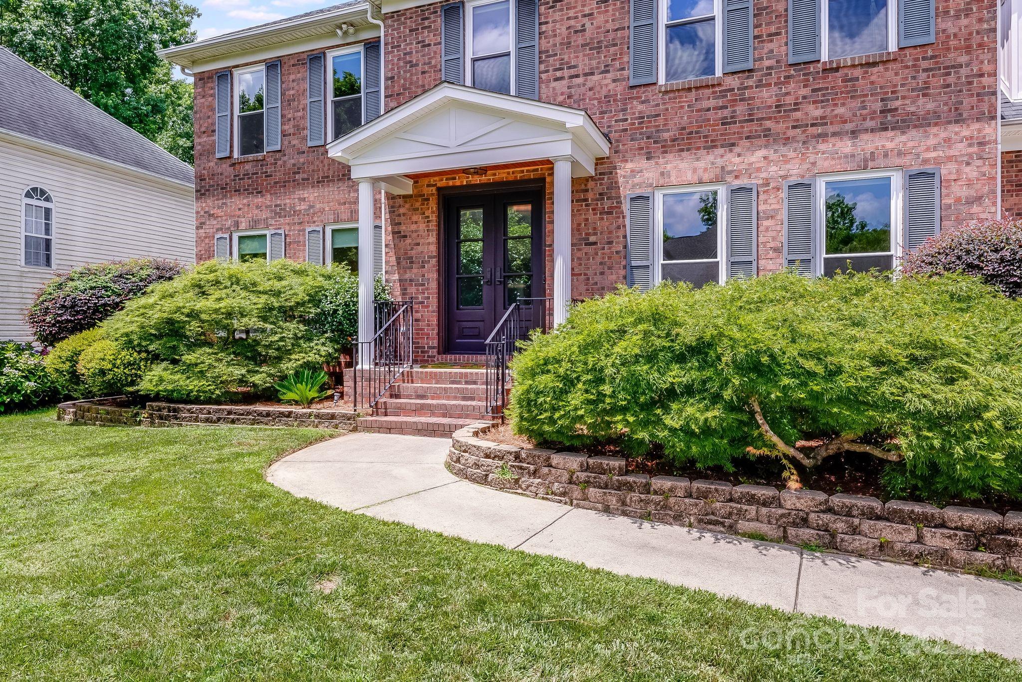 12416 Stirling Trace Court