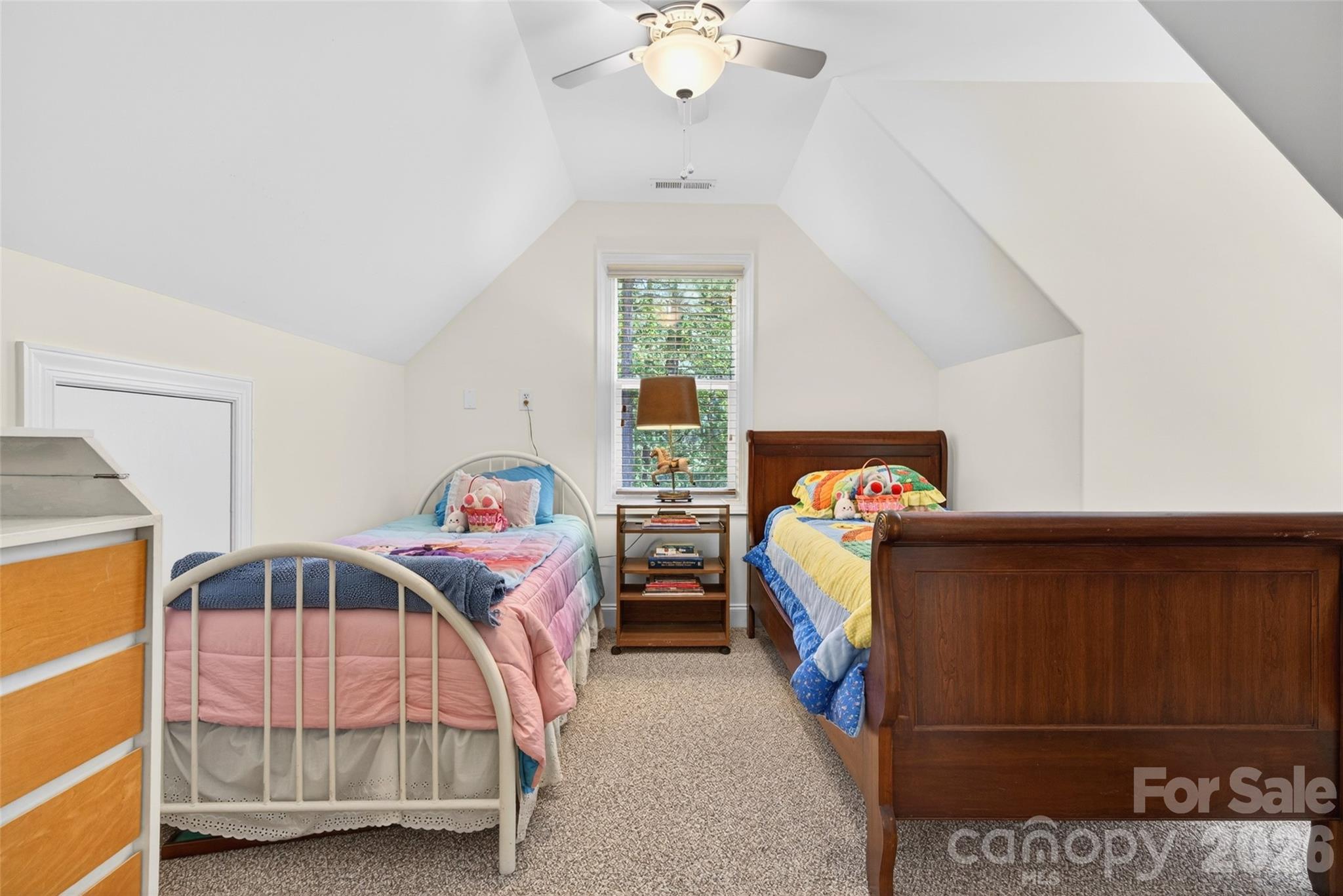 SOMERSET ON LAKE NORMAN - Residential