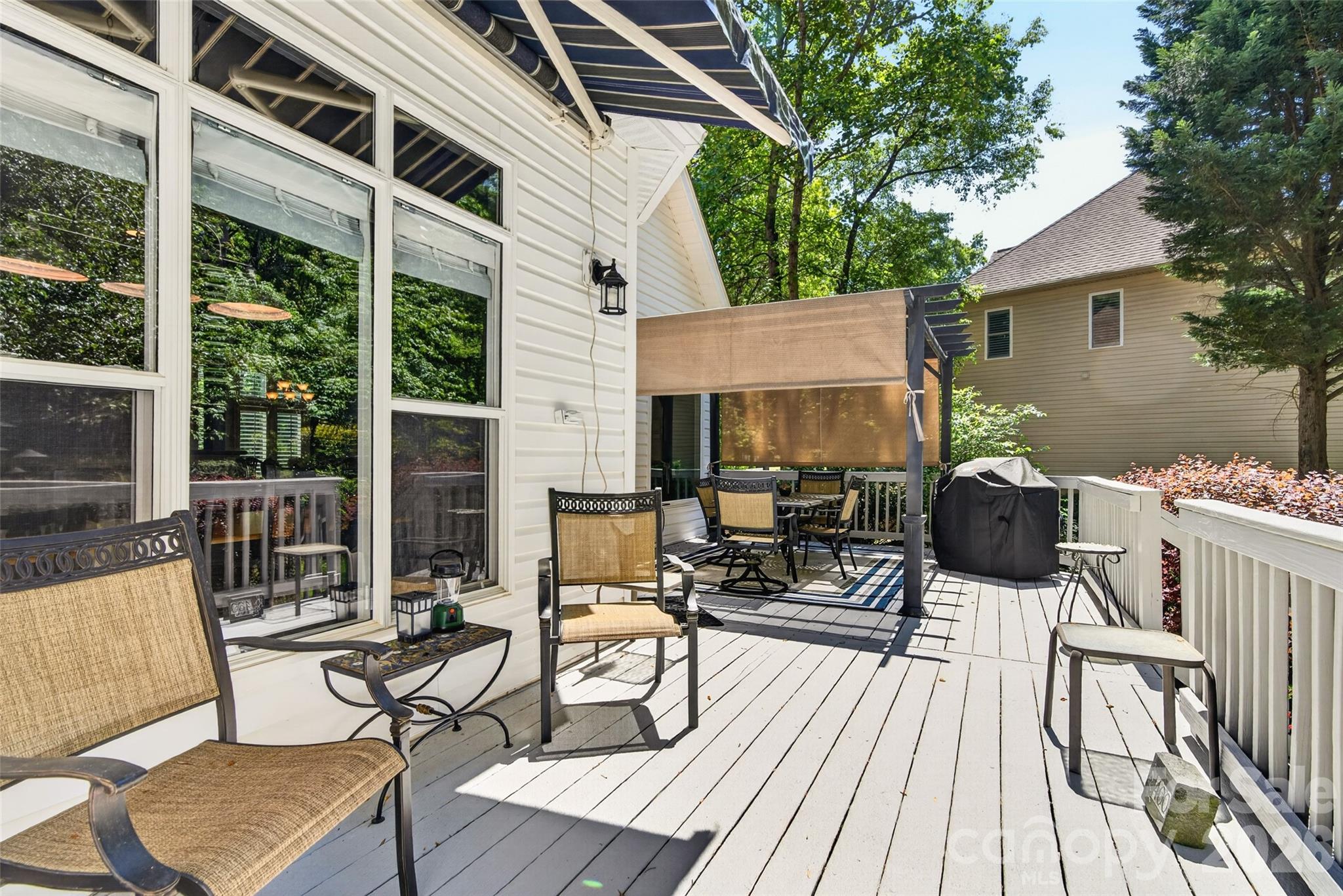 SOMERSET ON LAKE NORMAN - Residential