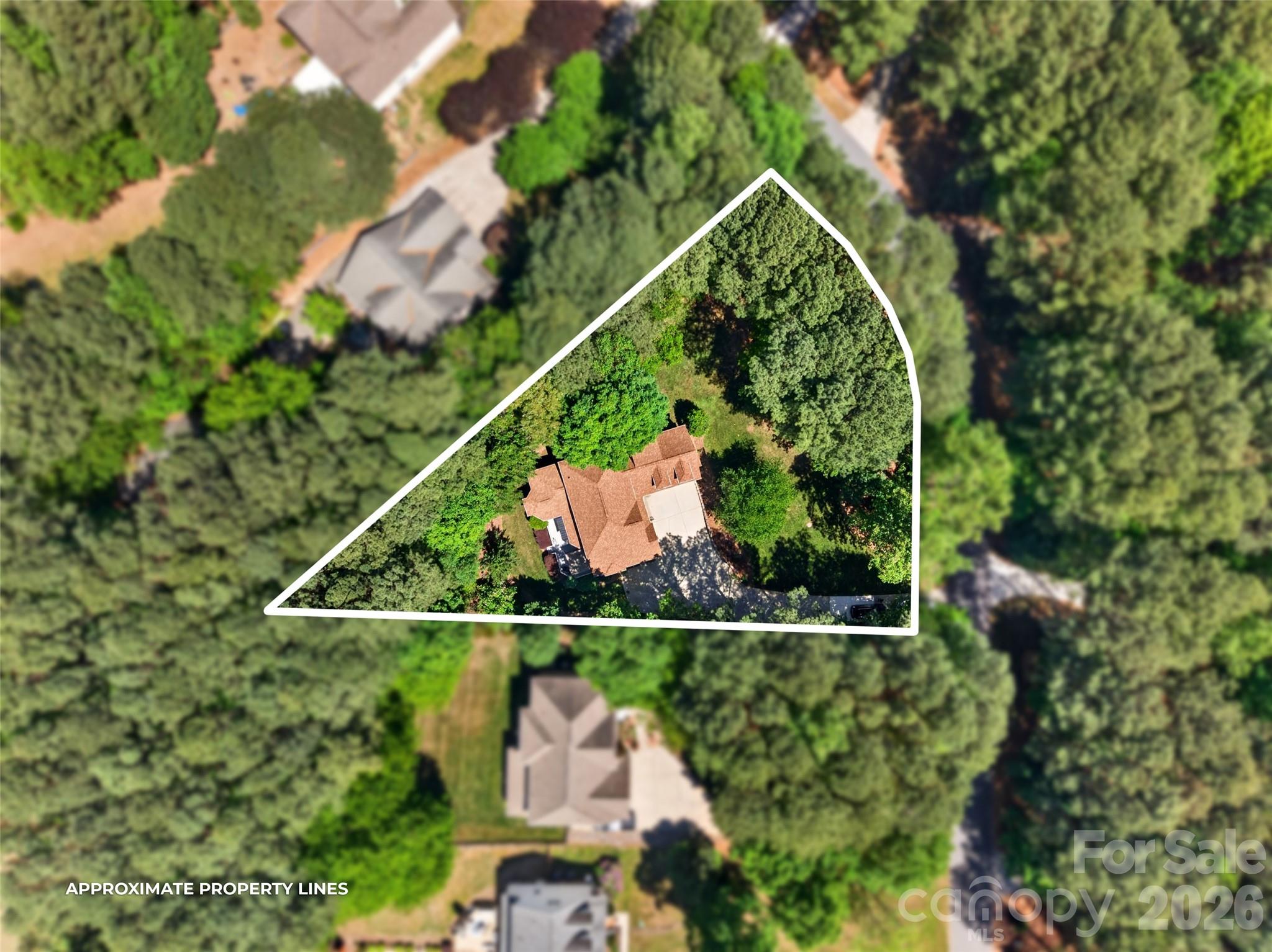 SOMERSET ON LAKE NORMAN - Residential