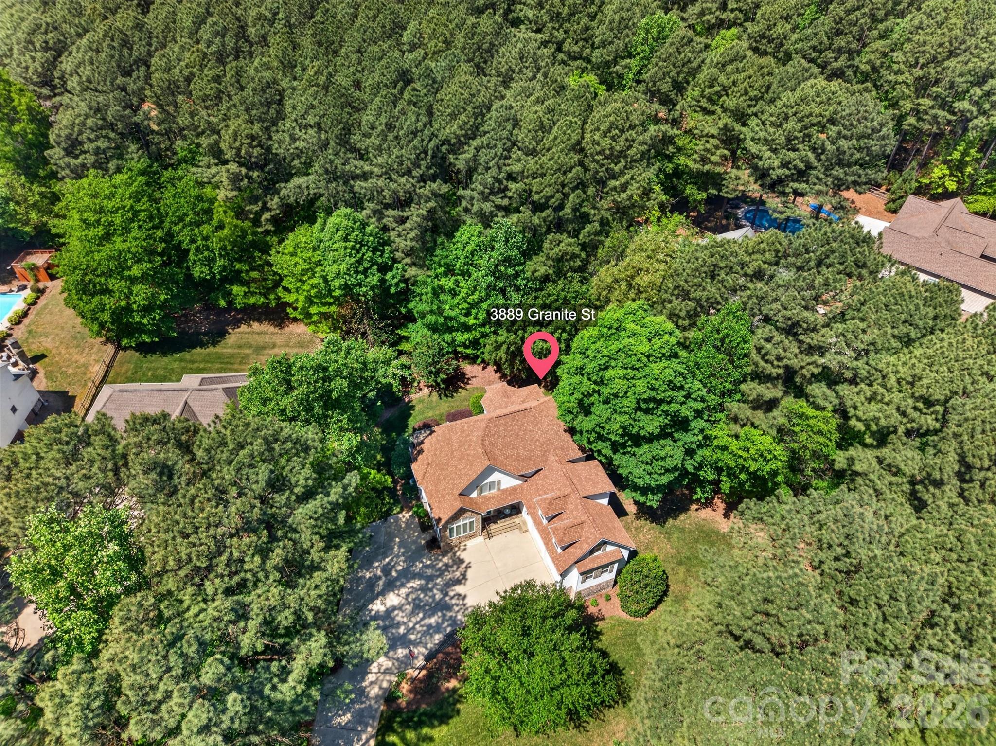 SOMERSET ON LAKE NORMAN - Residential