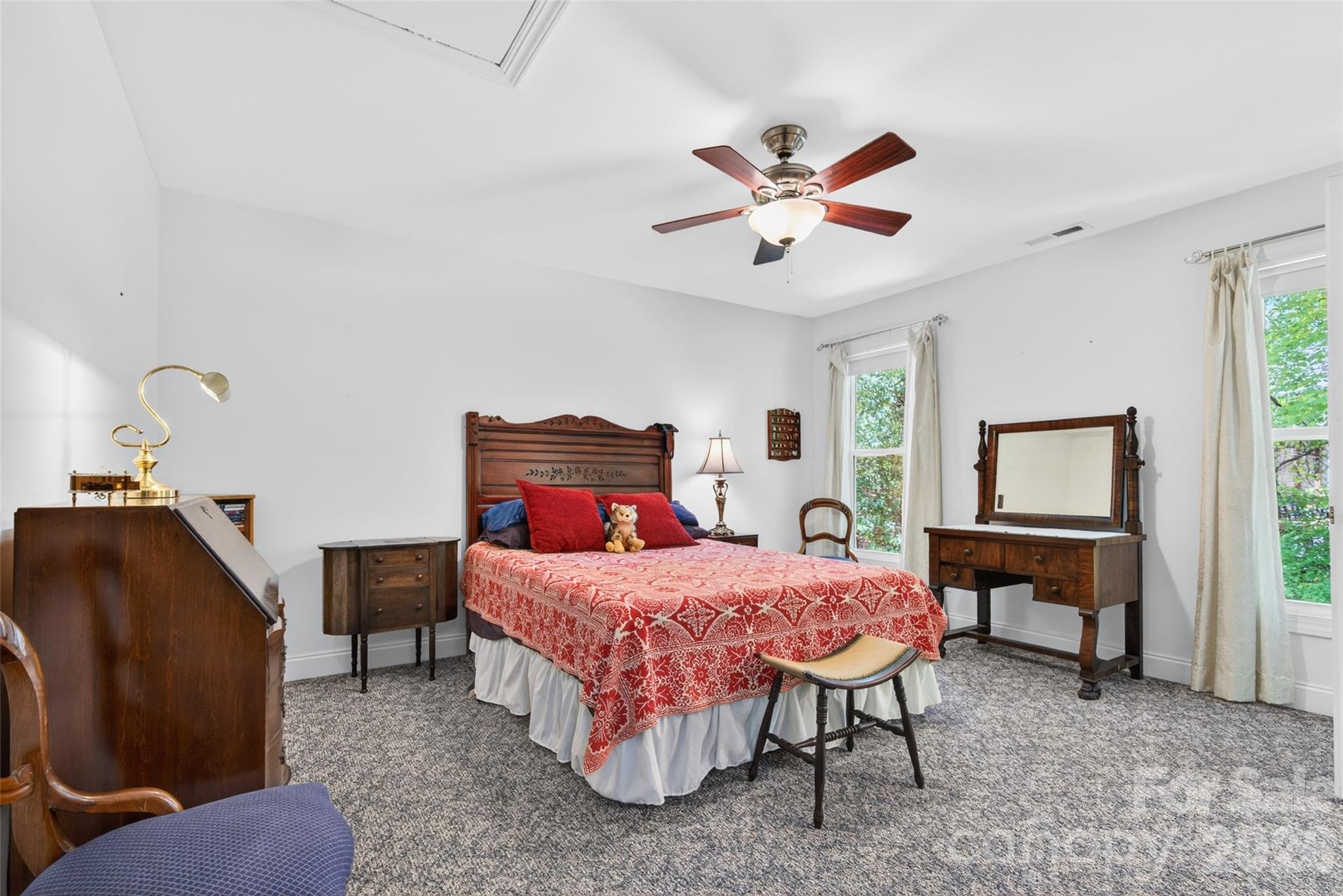 SOMERSET ON LAKE NORMAN - Residential