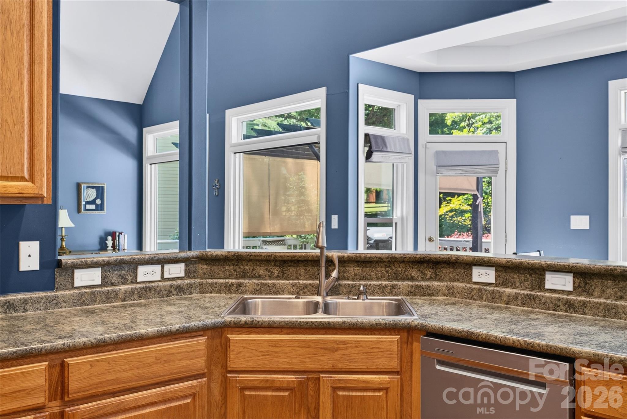 SOMERSET ON LAKE NORMAN - Residential