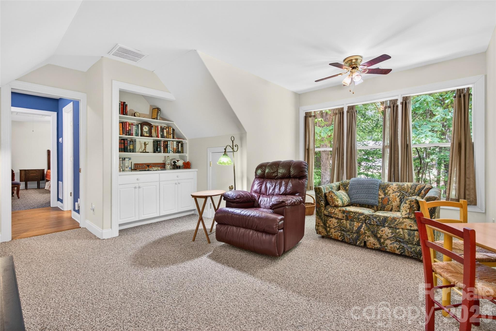 SOMERSET ON LAKE NORMAN - Residential