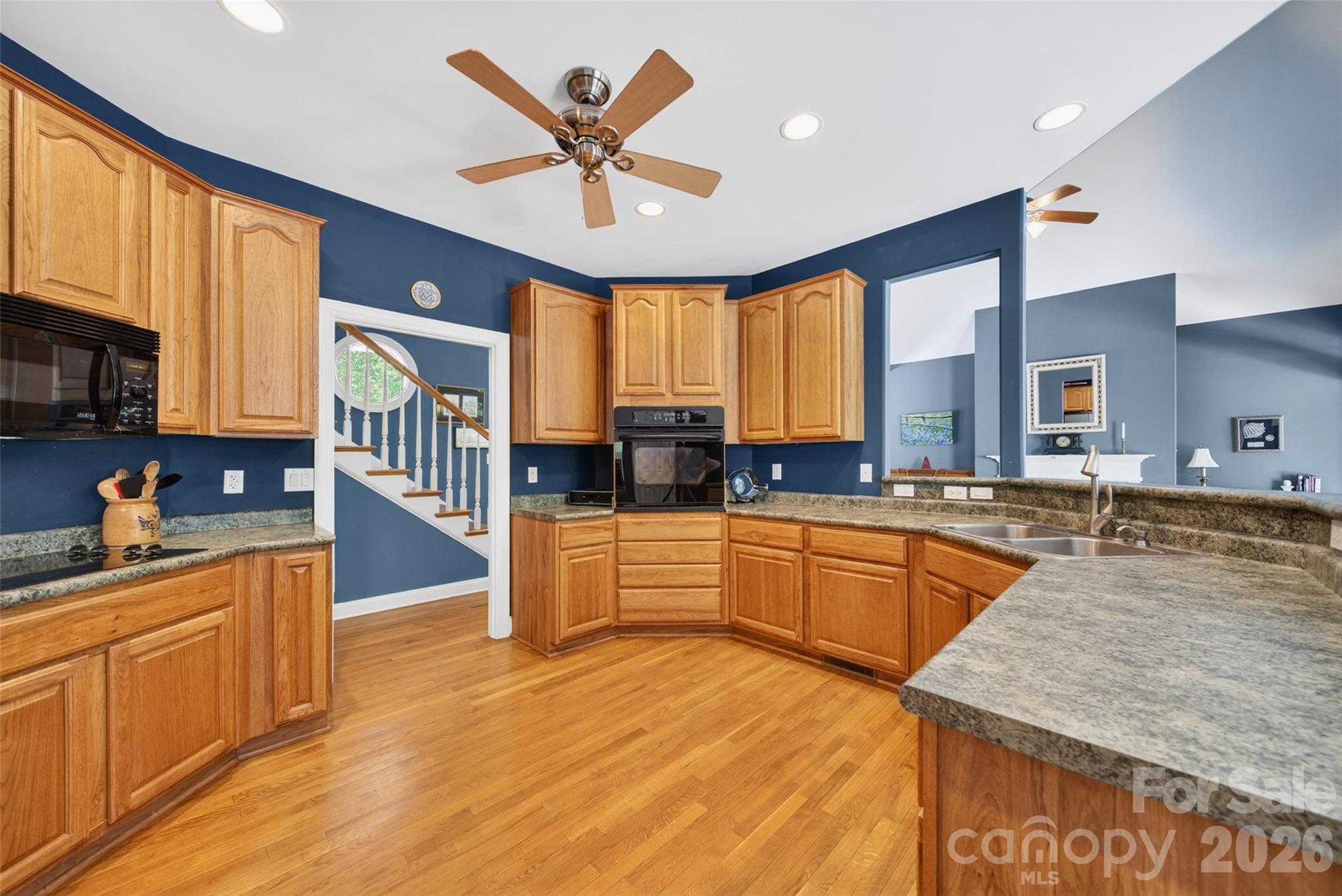 SOMERSET ON LAKE NORMAN - Residential