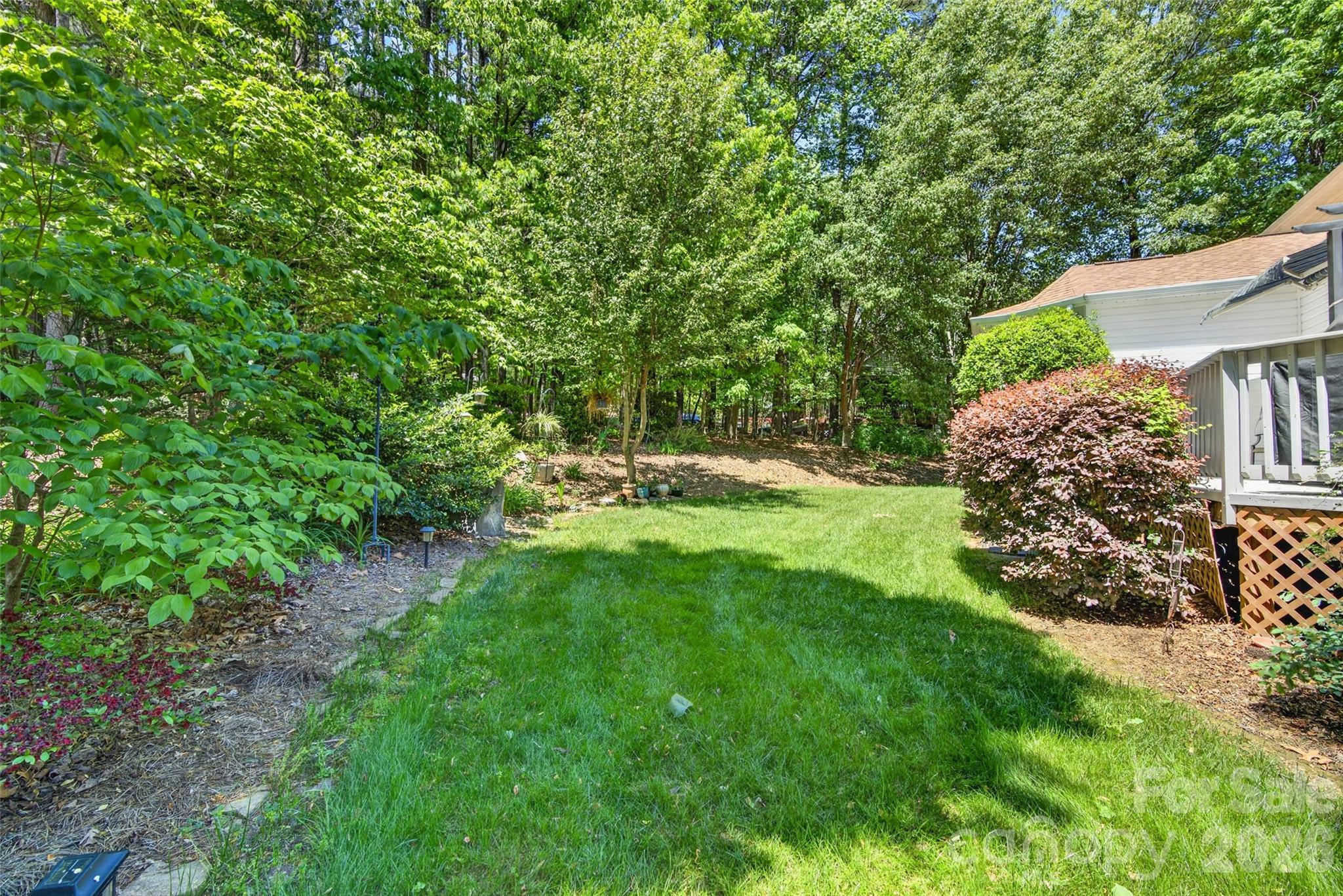 SOMERSET ON LAKE NORMAN - Residential