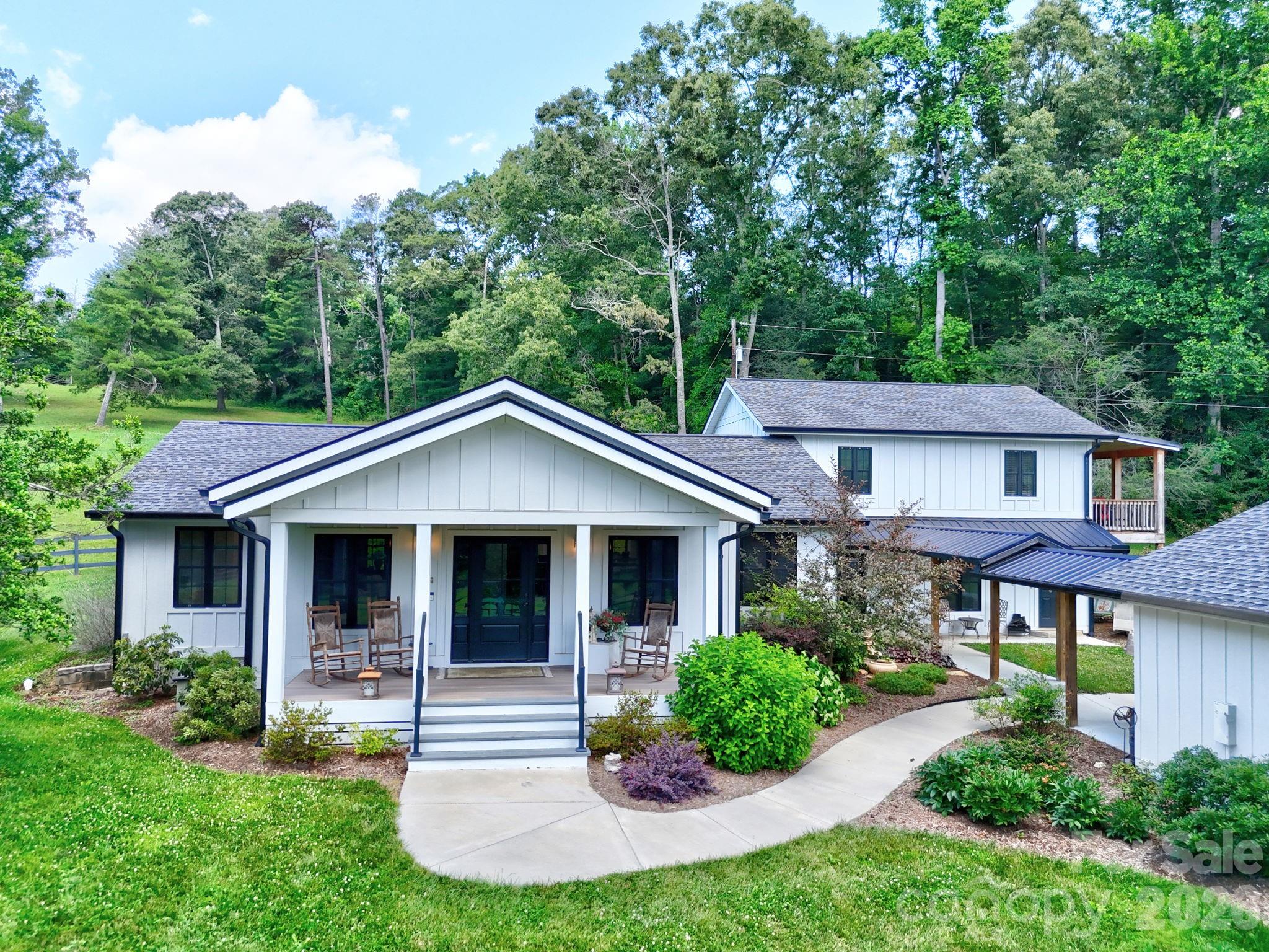 23 Lindsey Loop Road