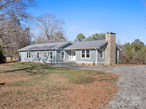 100 Gilbert Road Columbus NC 28722