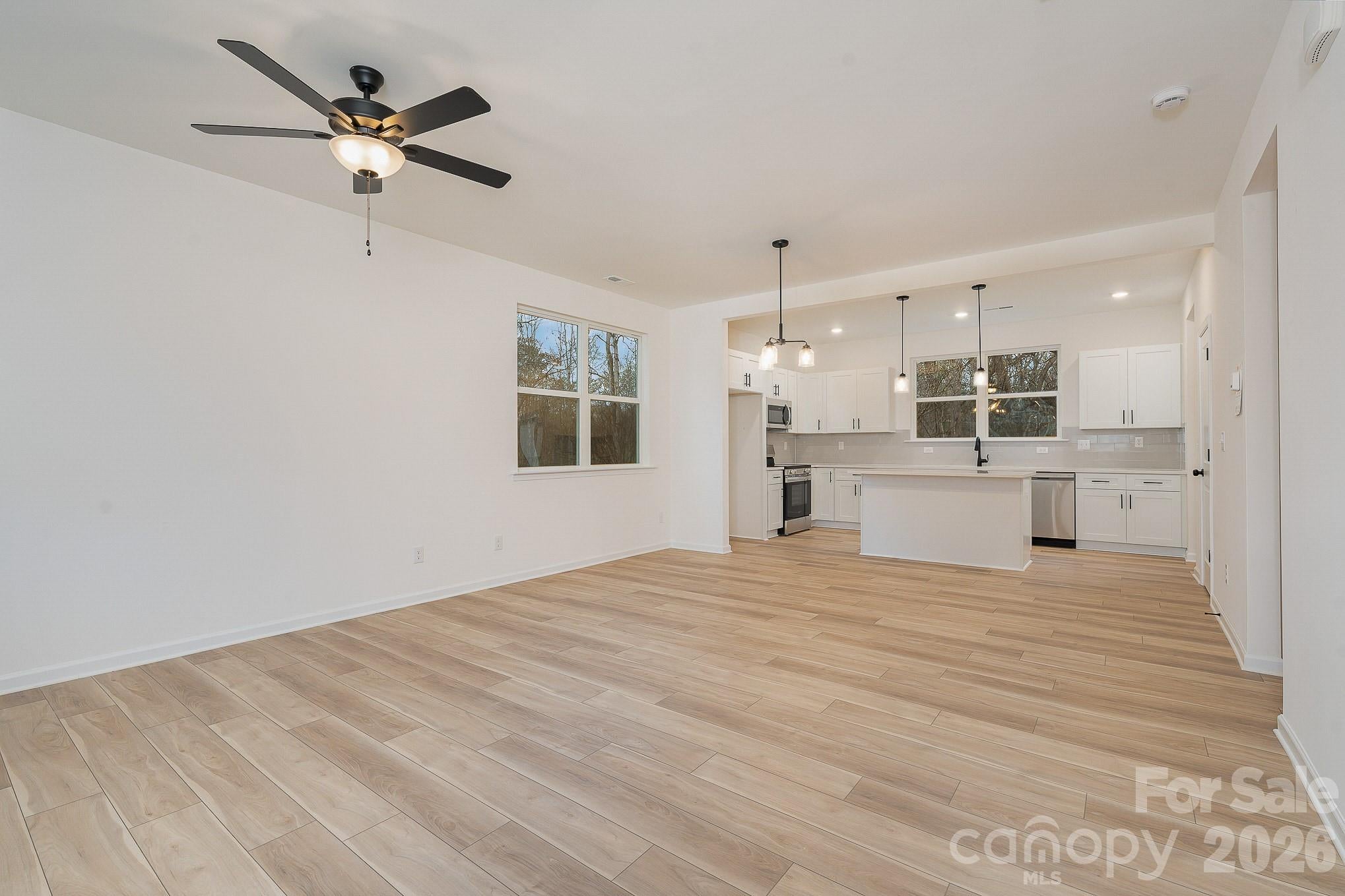 2025 Bishop Madison Lane 9