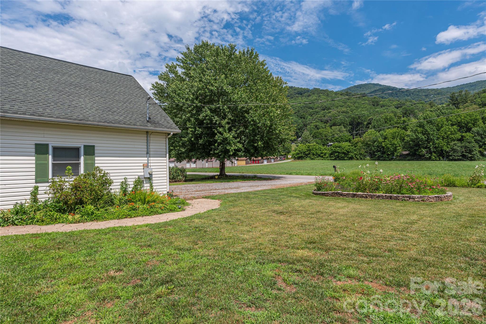 1075 Moody Farm Road